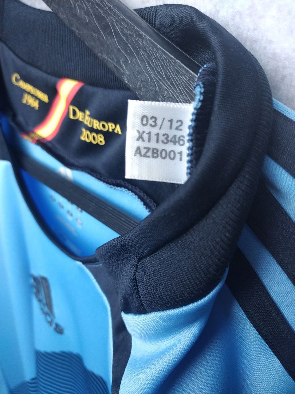 Adidas Vintage Adidas Spain Away 2012-13 Soccer Football Jersey Size US L / EU 52-54 / 3 - 8 Thumbnail