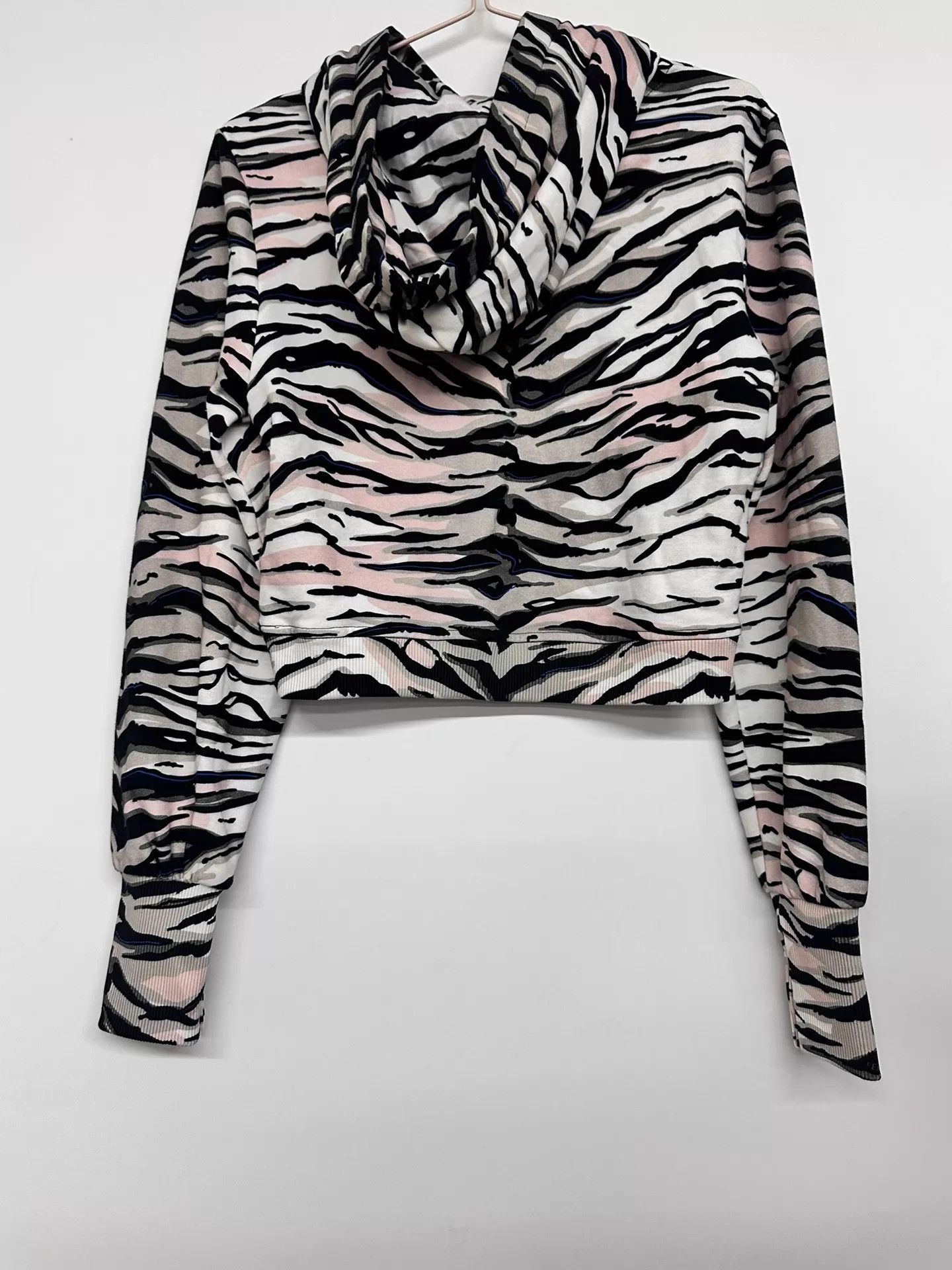 Fendi Fendi XS Sweatshirt 41cm Shoulder 88cm Chest Size XS / US 0-2 / IT 36-38 - 2 Thumbnail
