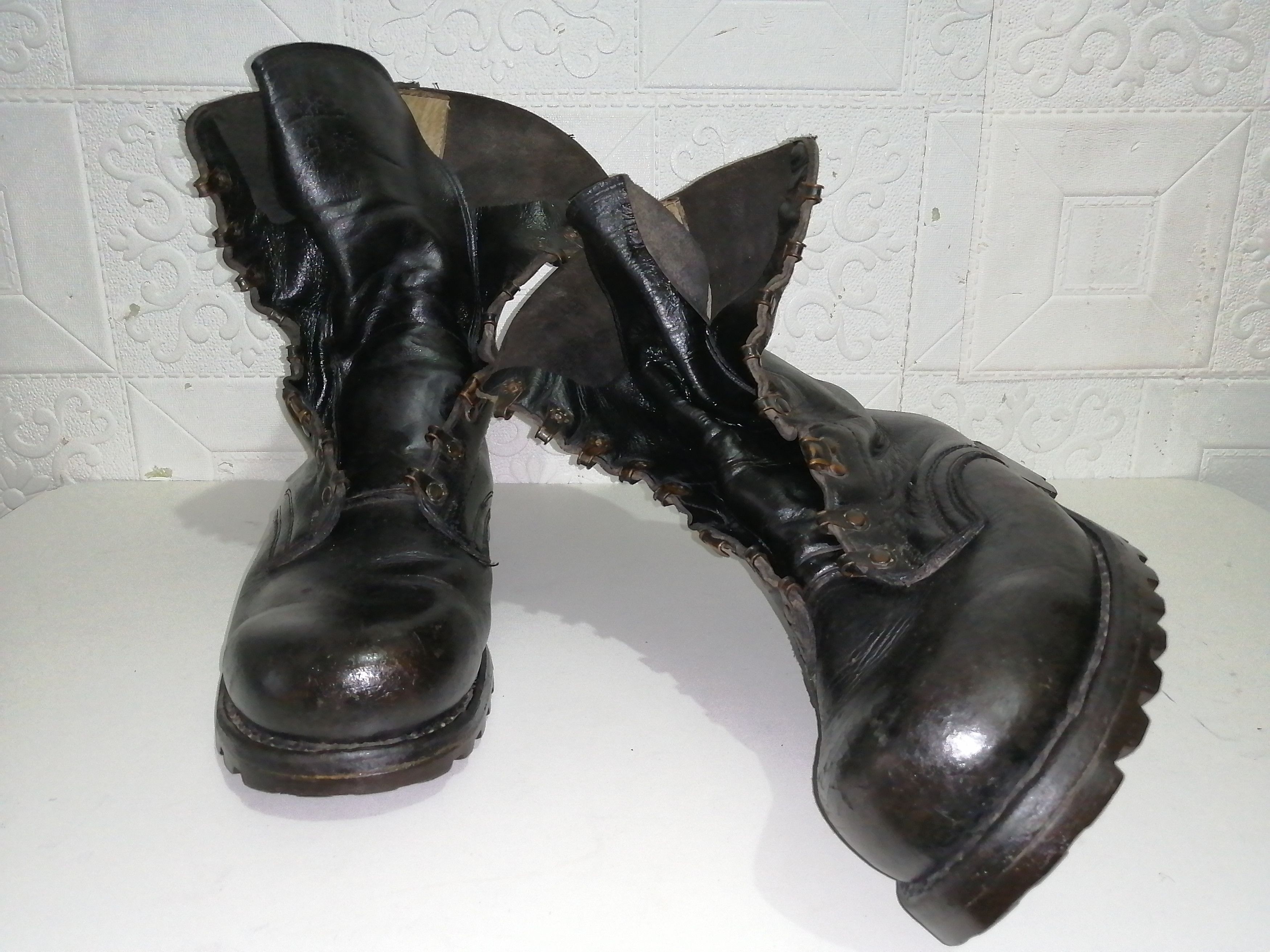 Other 💥Rare 💥Vintage 1986 Bundeswehr Combat Military Jump Boots Size US 11 / EU 44 - 15 Thumbnail