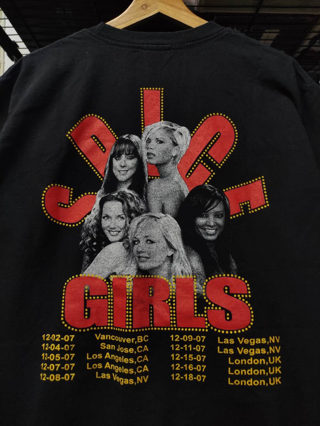 Band Tees Vtg 00's Spice Girls Tour Promo Made in USA T-Shirt Size US M / EU 48-50 / 2 - 9 Thumbnail