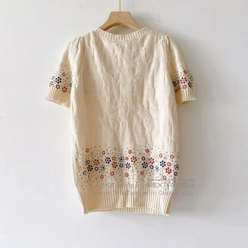 Chanel Chanel Spring Autumn Beige Cashmere Knit Short Sleeve T-shi Size M / US 6-8 / IT 42-44 - 1 Thumbnail