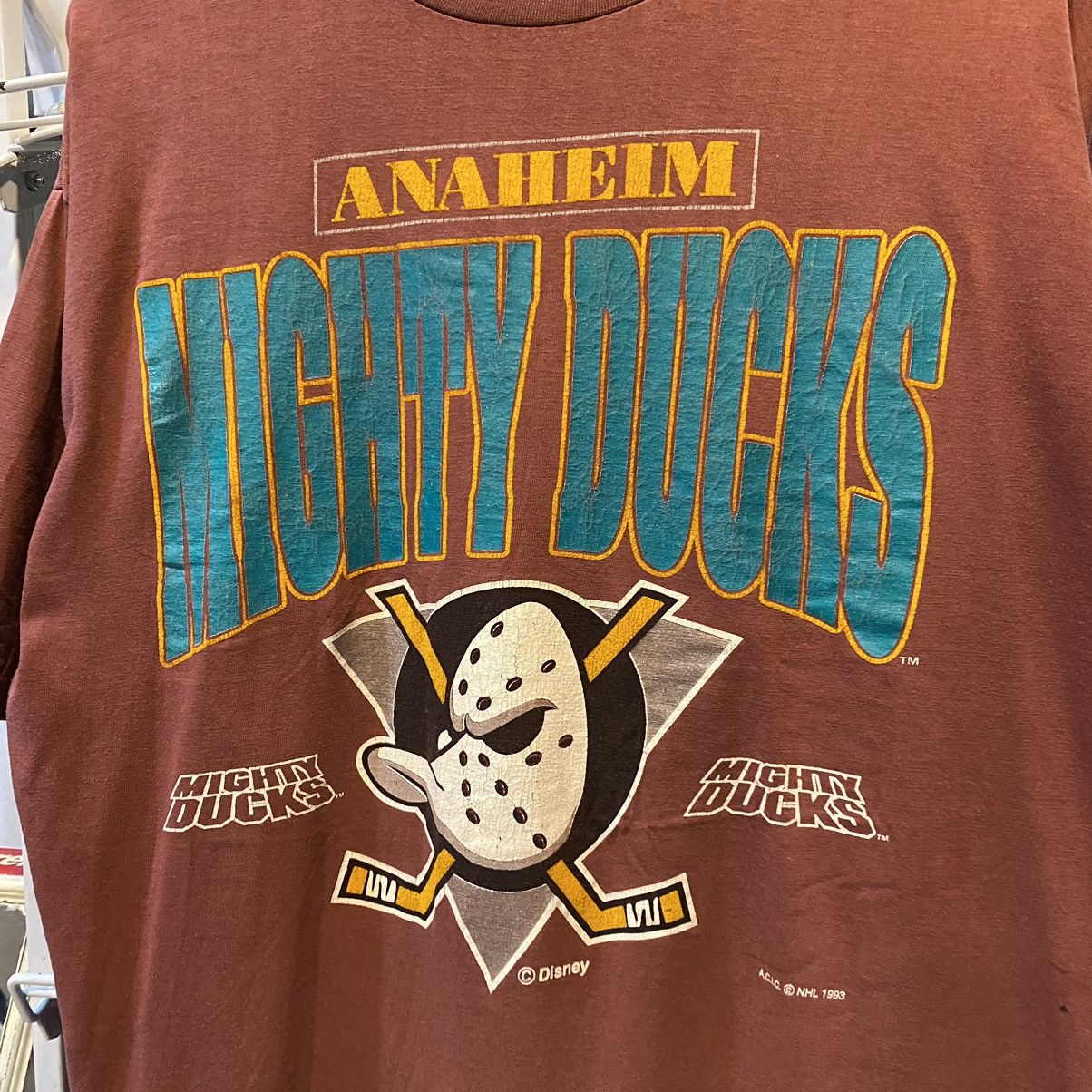 Vintage Vintage 1993 mighty ducks of Anaheim promo tee xl Distress Size US XL / EU 56 / 4 - 5 Thumbnail