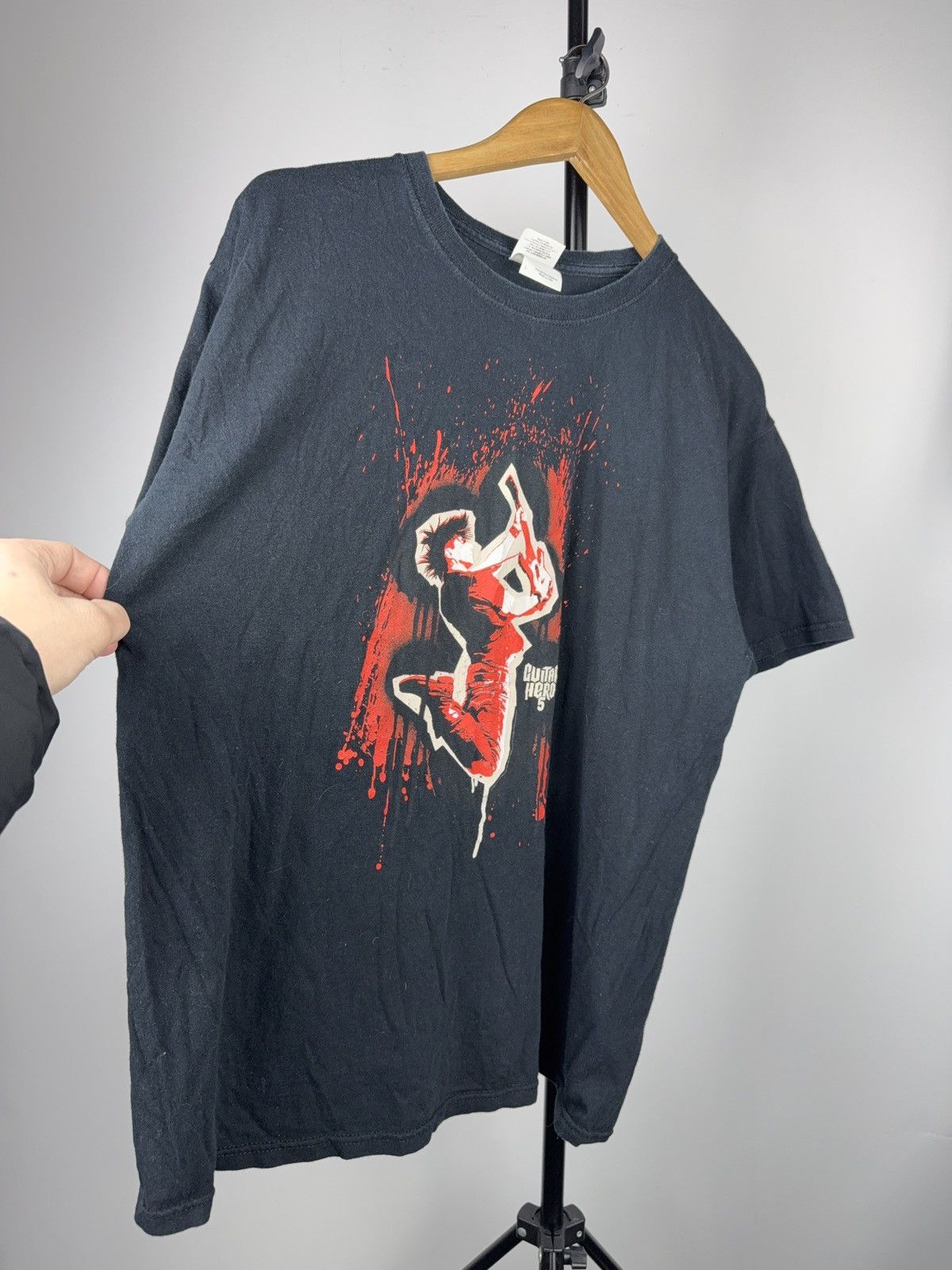 Vintage 2009 PromoGuitar Hero 5 Graphic Game T-Shirt Black Gildan Size US L / EU 52-54 / 3 - 6 Thumbnail