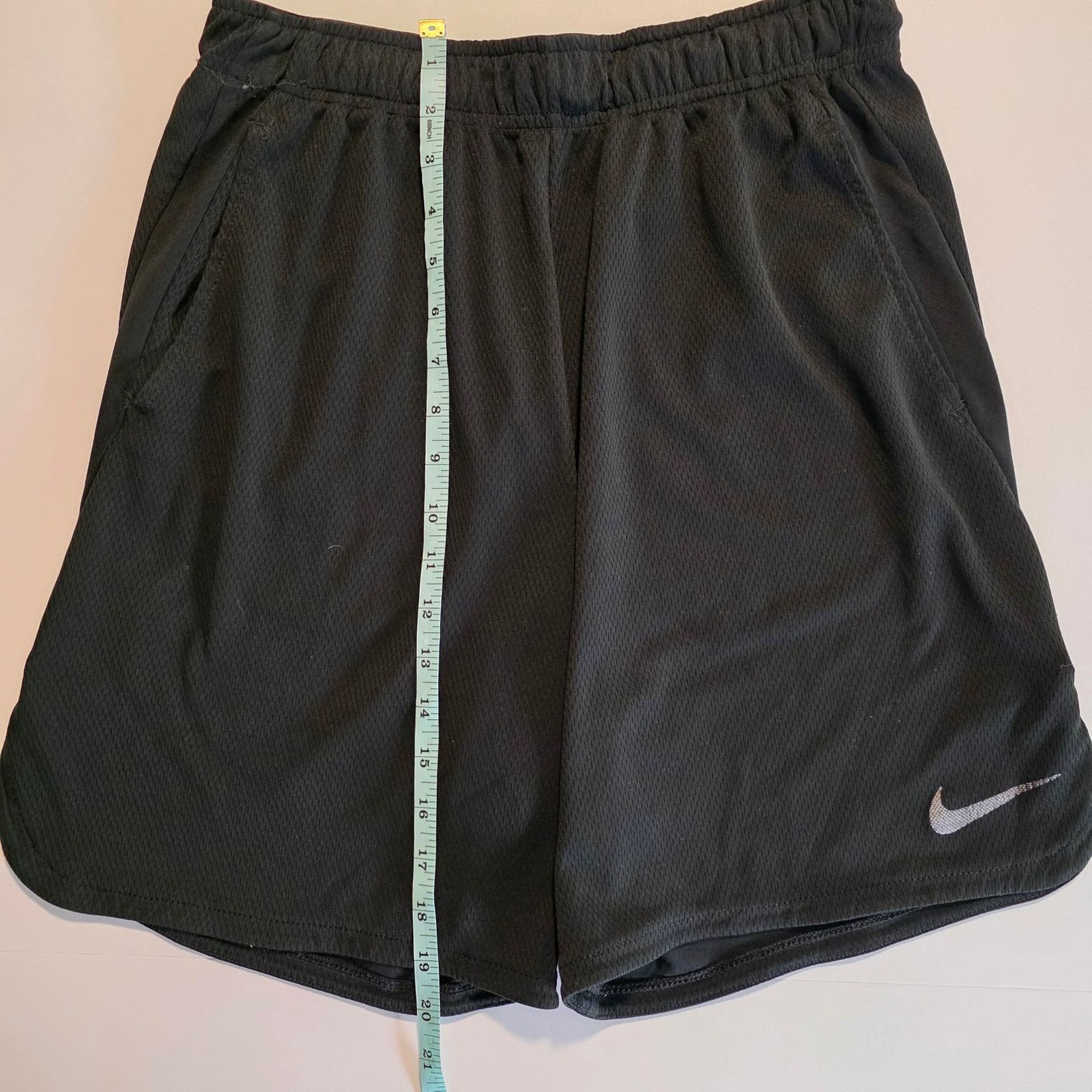 Nike Nike Dri Fit Shorts Medium Black Running Gym Training Shorts Size US 33 - 1 Thumbnail
