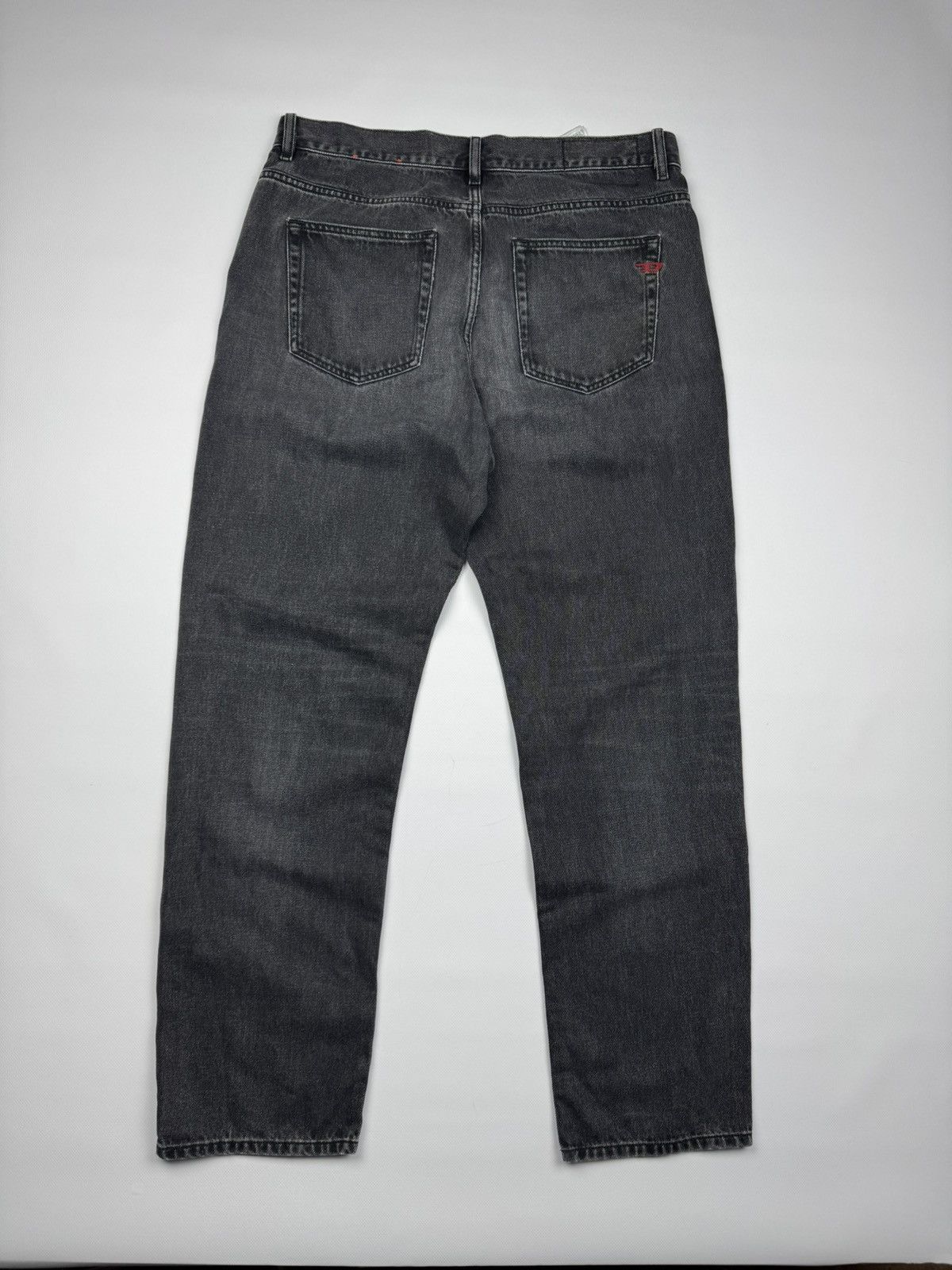 Diesel Diesel Straight Fit Men's Jeans Size US 34 / EU 50 - 1 Thumbnail