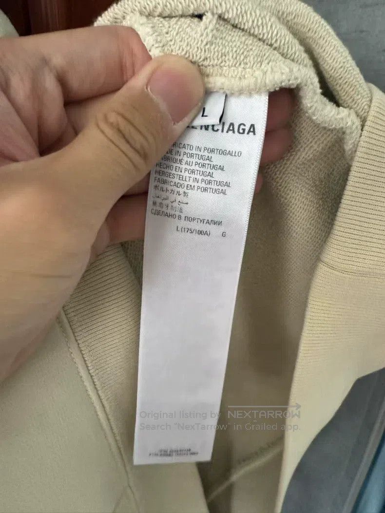 Balenciaga Balenciaga Front and Back Embroidered Logo Hoodie Beige Size US L / EU 52-54 / 3 - 4 Thumbnail
