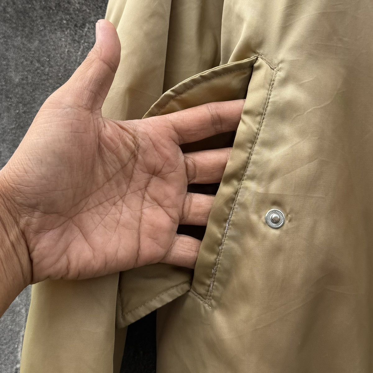 Vintage Vintage Sun Faded Ma-1 Bomber Jacket By Reliable Size US M / EU 48-50 / 2 - 10 Thumbnail