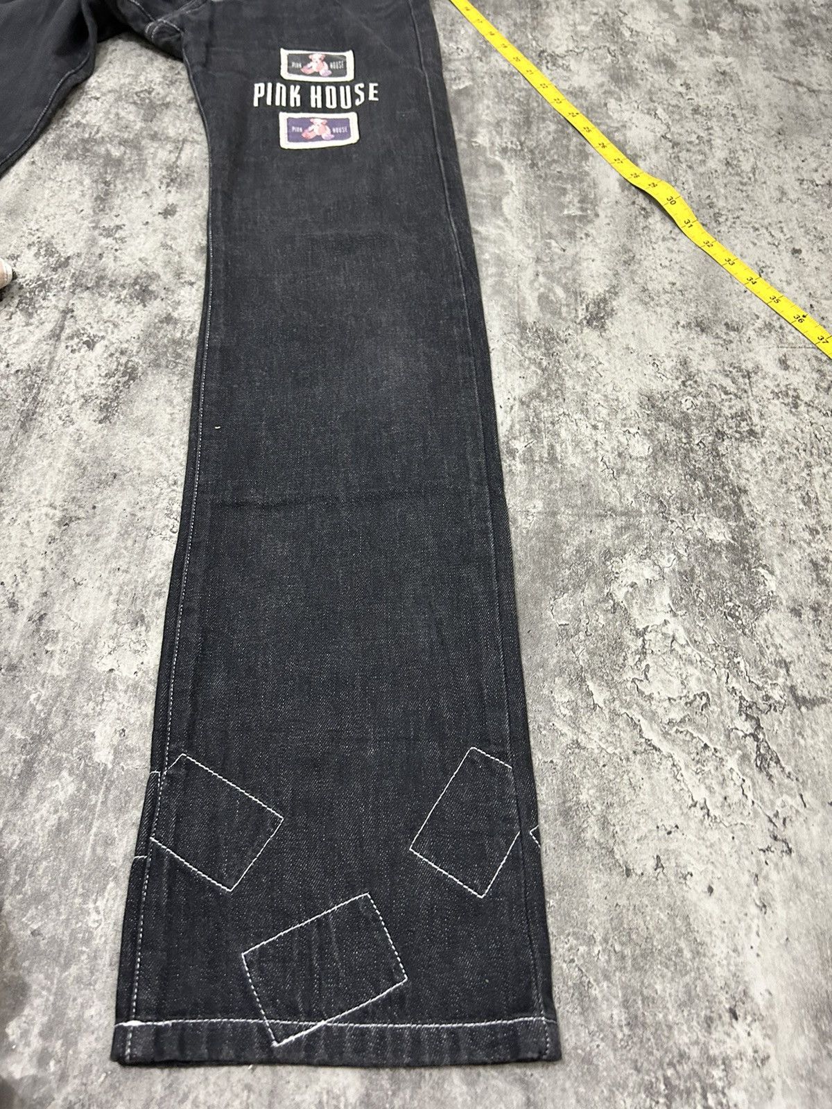 Japanese Brand × Karl Helmut × Pink House Pink House Bear Photo jeans Size US 27 - 13 Thumbnail