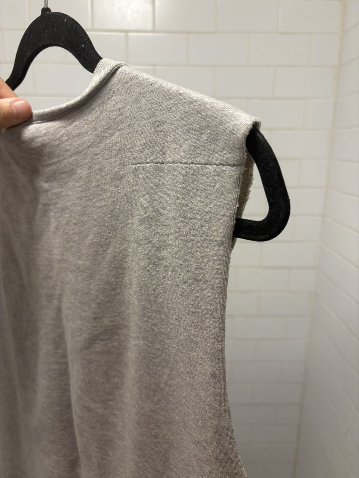 Hedi Slimane DIOR HOMME hedi Slimane 06 sleeveless sweatshirt cut off Size US L / EU 52-54 / 3 - 7 Thumbnail