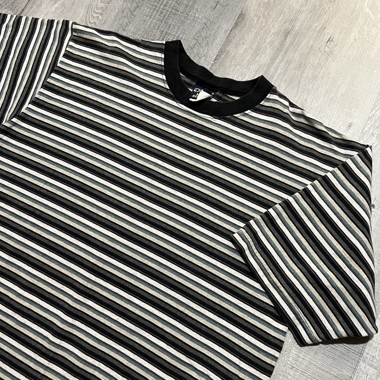 High Sierra VTG Striped Skater Surf T Shirt High Sierra 90s USA T Shirt Size US XL / EU 56 / 4 - 2 Thumbnail