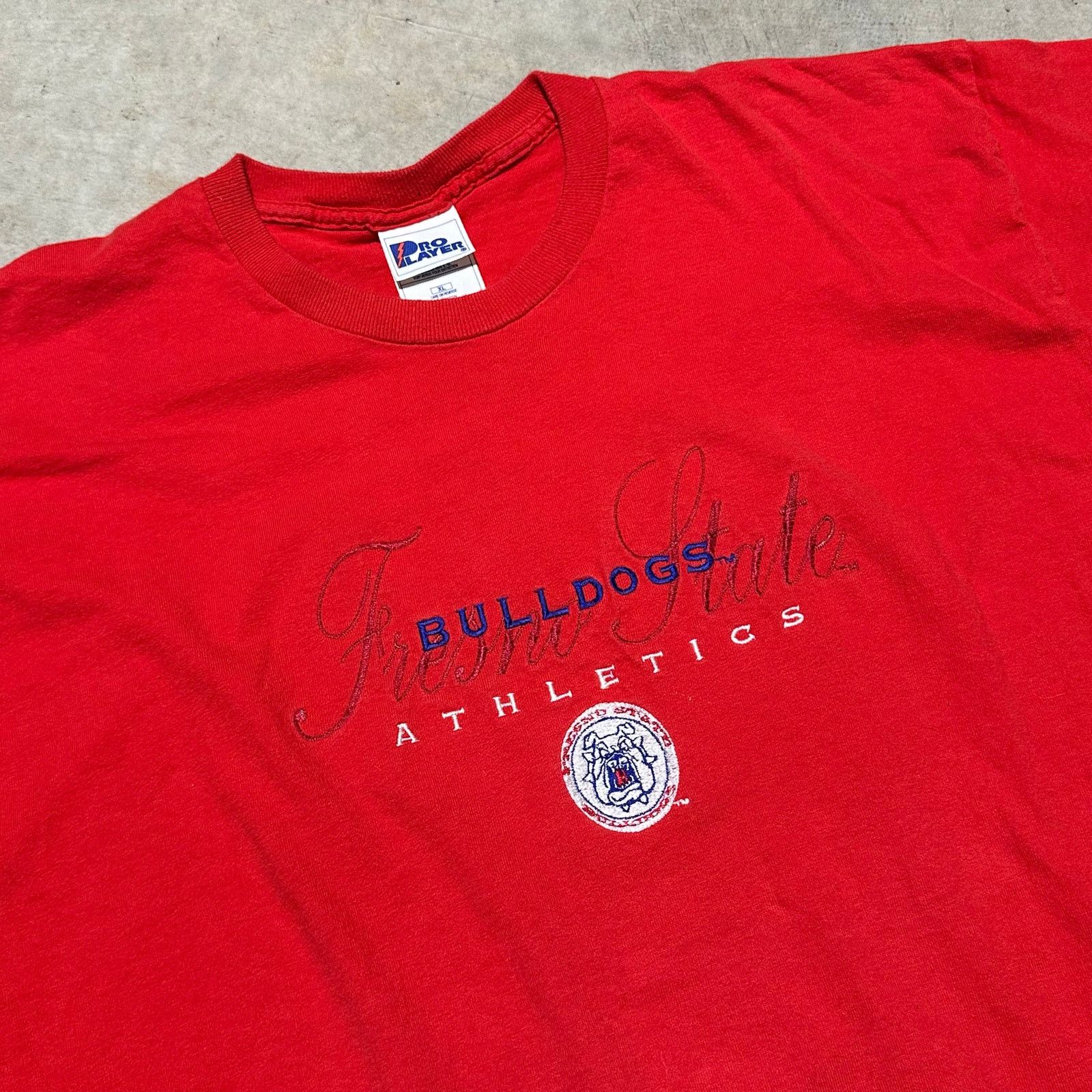 Pro Player Vintage Fresno state Bulldogs Pro Player tee size XL in Men Size US XL / EU 56 / 4 - 4 Thumbnail