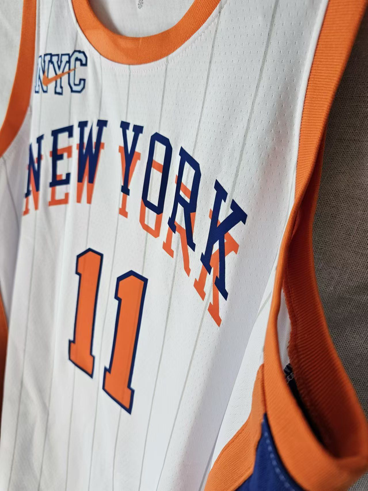 NBA New York Knicks #11 Jalen Brunson Jersey White Size US M / EU 48-50 / 2 - 3 Thumbnail