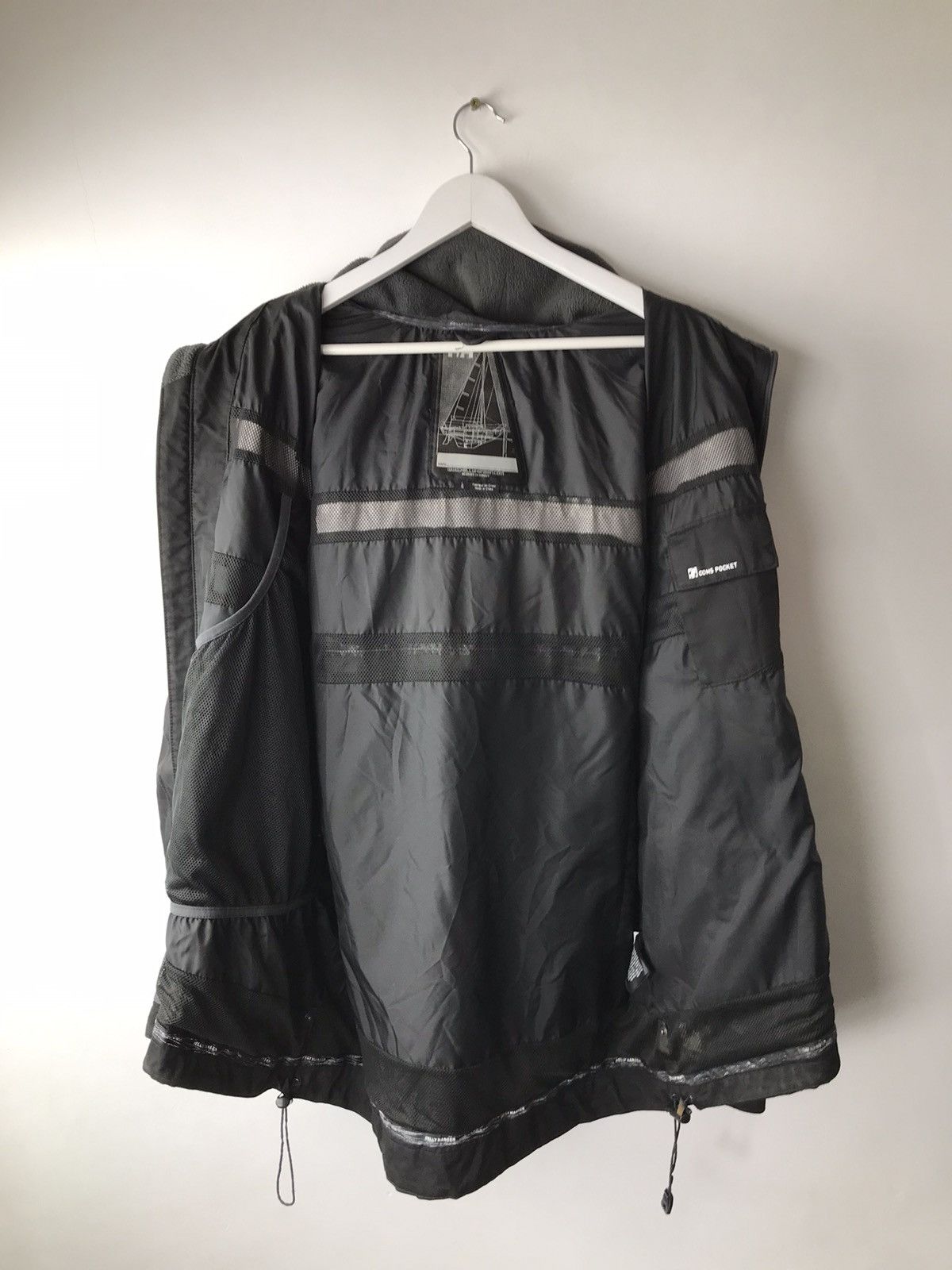 Helly Hansen Helly Hansen Windbreaker,Waterproof Hooded Jacket,Coat Size US L / EU 52-54 / 3 - 4 Thumbnail