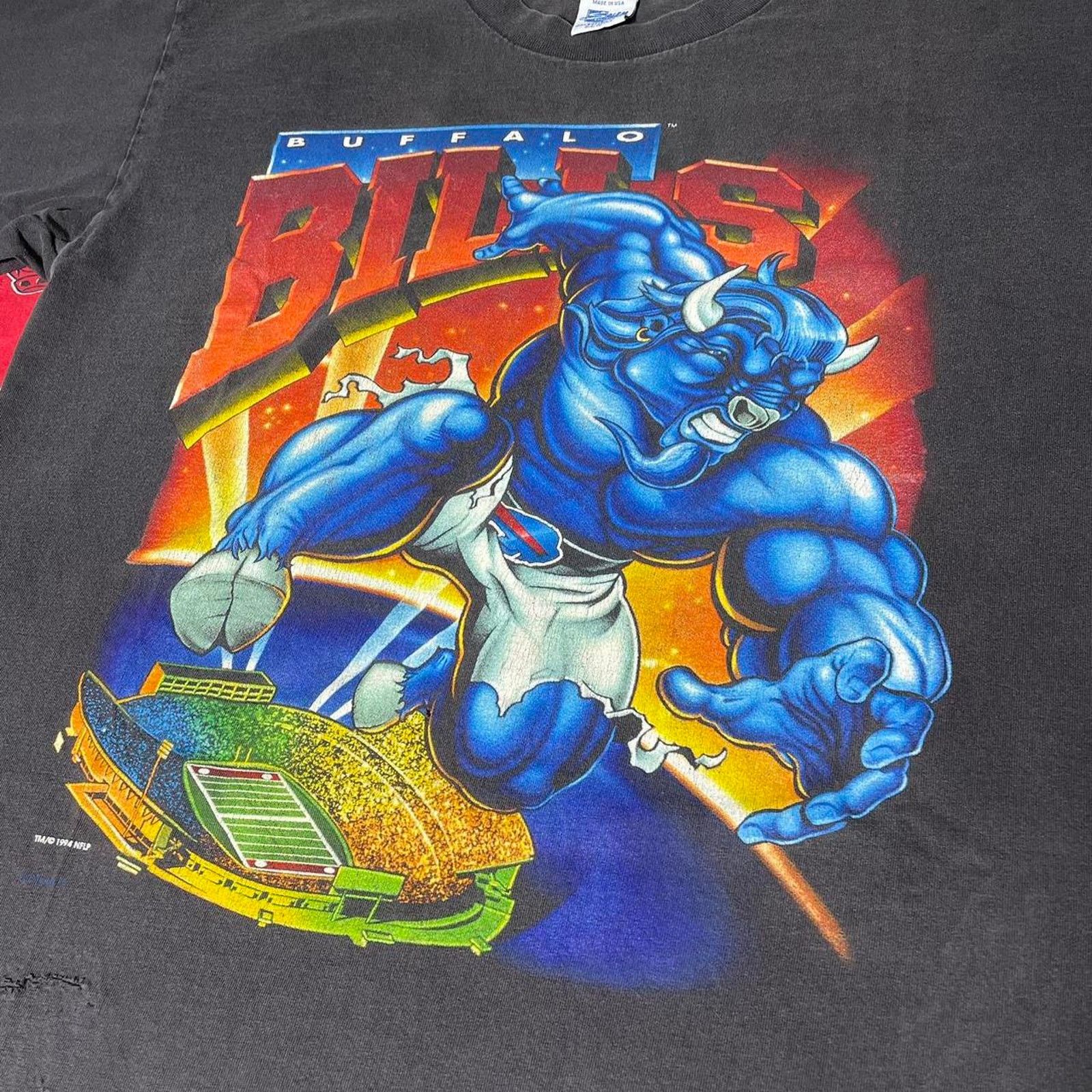 NFL × Salem Sportswear × Vintage Vintage 1994 Salem NFL Buffalo Bills Superhero Football Tee Size US L / EU 52-54 / 3 - 3 Thumbnail