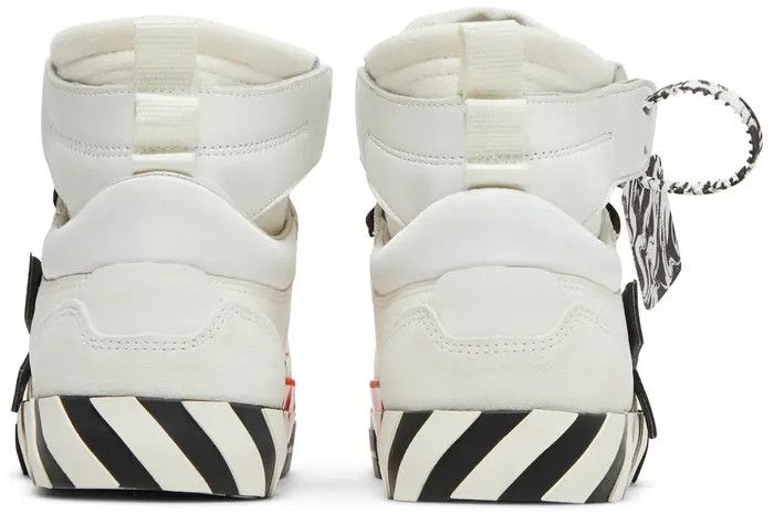 Off-White o1y0225 Hi-Top Sneakers in Black/White Size US 8 / EU 41 - 4 Thumbnail
