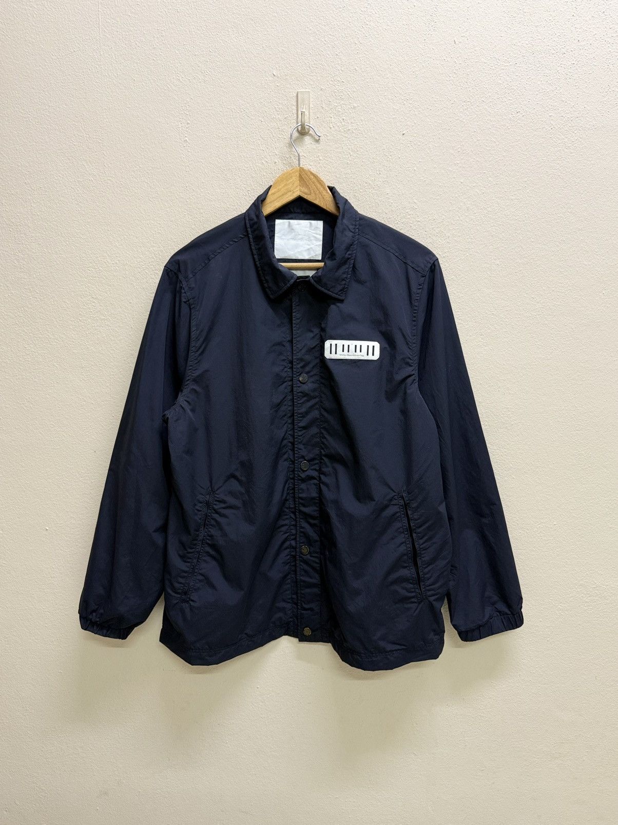 White Mountaineering WHITE MOUTAINEERING BACKHIT LOGO COACH JACKET Size US L / EU 52-54 / 3 - 16 Thumbnail