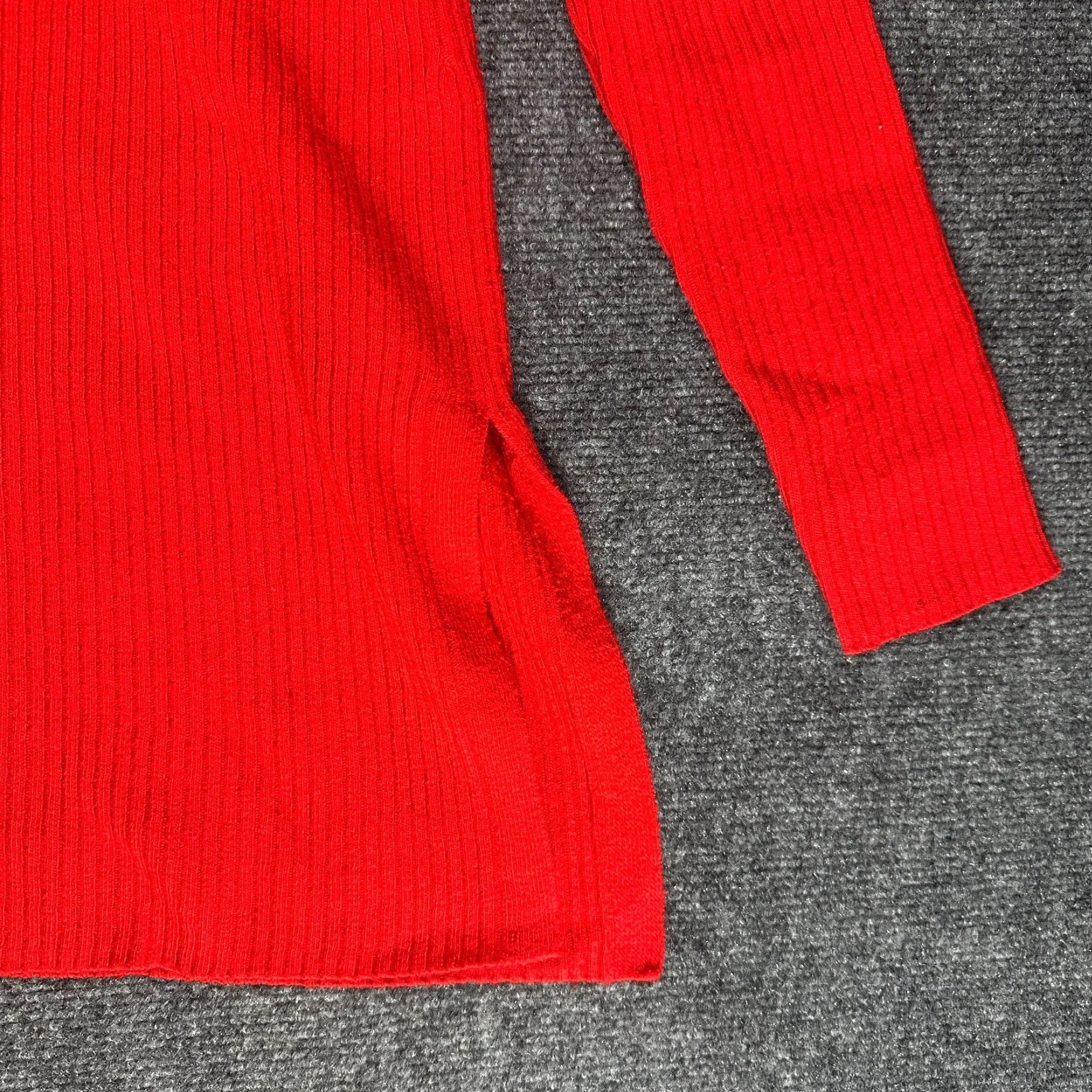Anthropologie VINTAGE Anthropologie Ett Twa Sweater Womens Small Red Cable Knit V Neck Split Hem Size S / US 4 / IT 40 - 7 Thumbnail