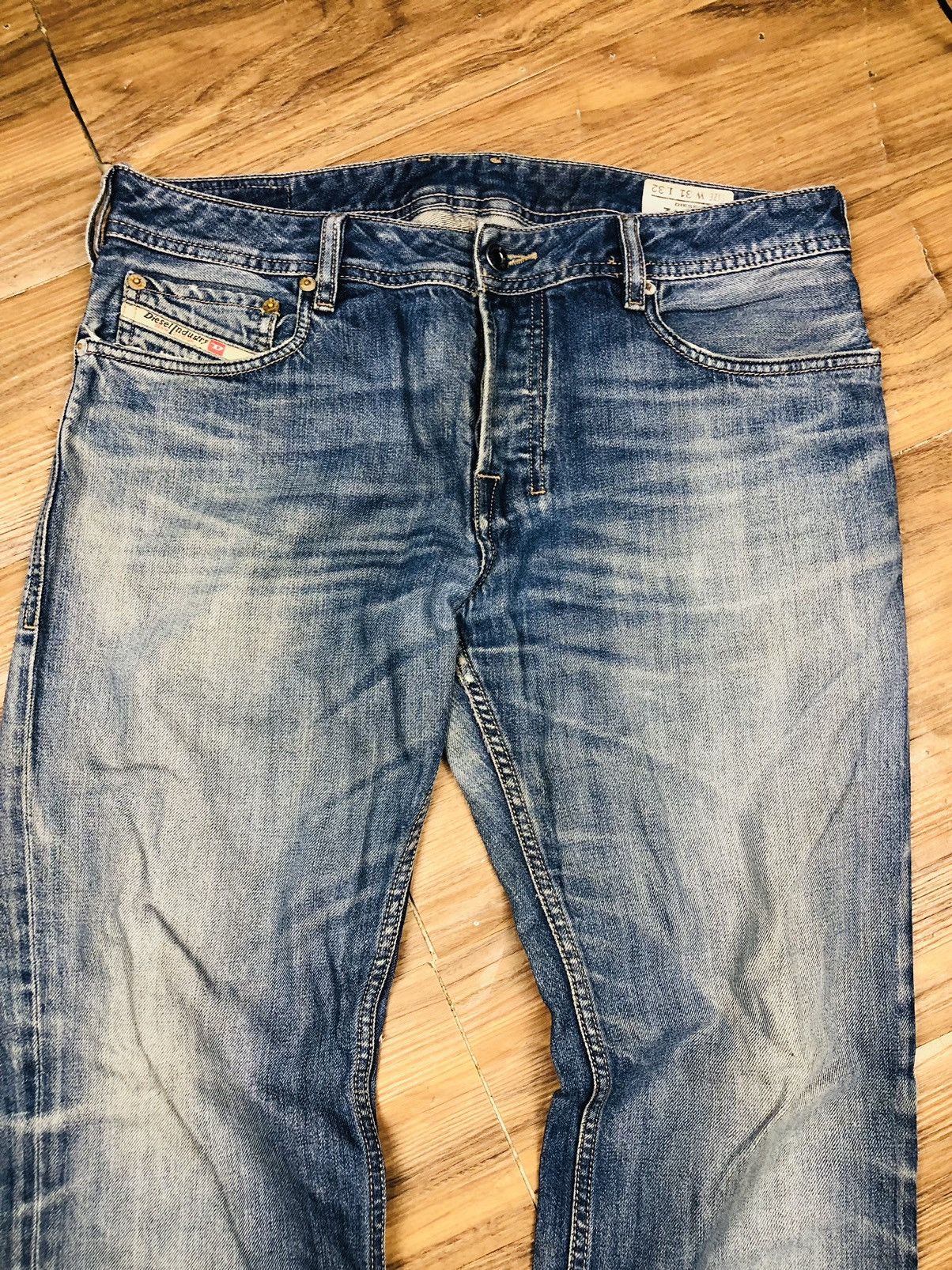 Diesel Diesel Industry Distress Jeans (33) Size US 31 - 3 Thumbnail