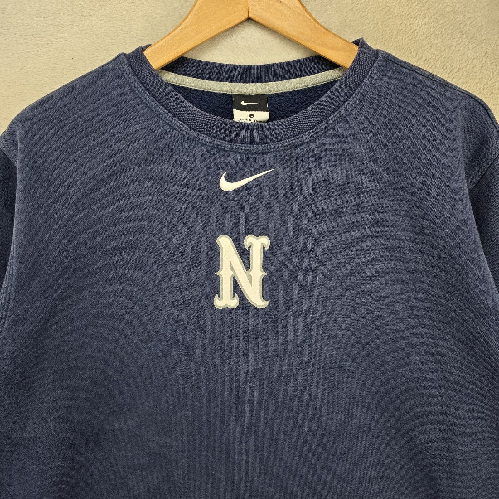 Nike Nike US Navy Football Sweatshirt Large Center Swoosh Y2K Vtg Size US L / EU 52-54 / 3 - 3 Thumbnail