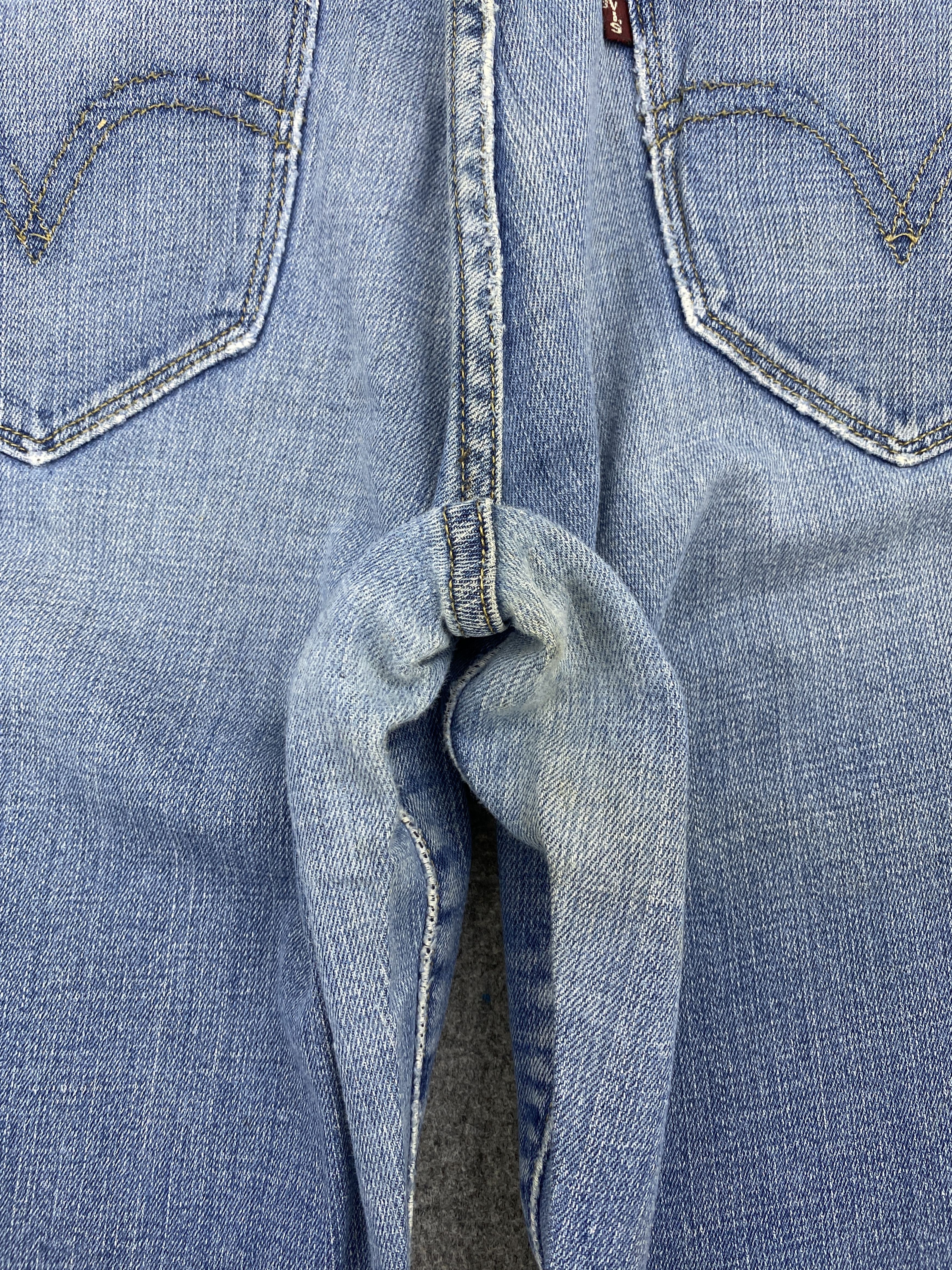 Levi's Vintage Levis 515 Flared Bootcut Faded Blue Jeans S0042 Size 30" / US 8 / IT 44 - 20 Thumbnail