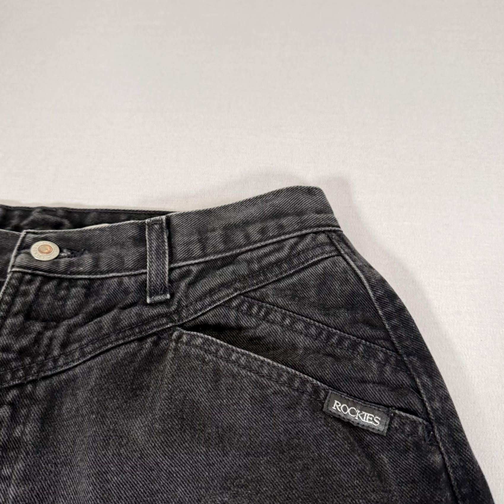 Vintage VINTAGE Rockies Denim Jeans Womens 15 Black Charcoal Wash 90s Western 30 Inseam Straight Jeans Mens? Womens Size 36" / US 14 / IT 50 - 3 Thumbnail