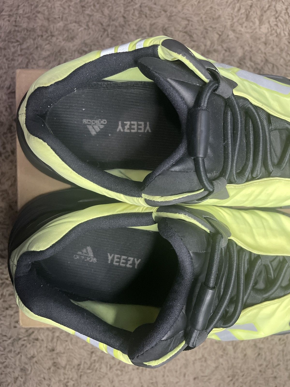 Adidas × Yeezy Yeezy 700 NMVM phosphor Size US 11 / EU 44 - 9 Thumbnail