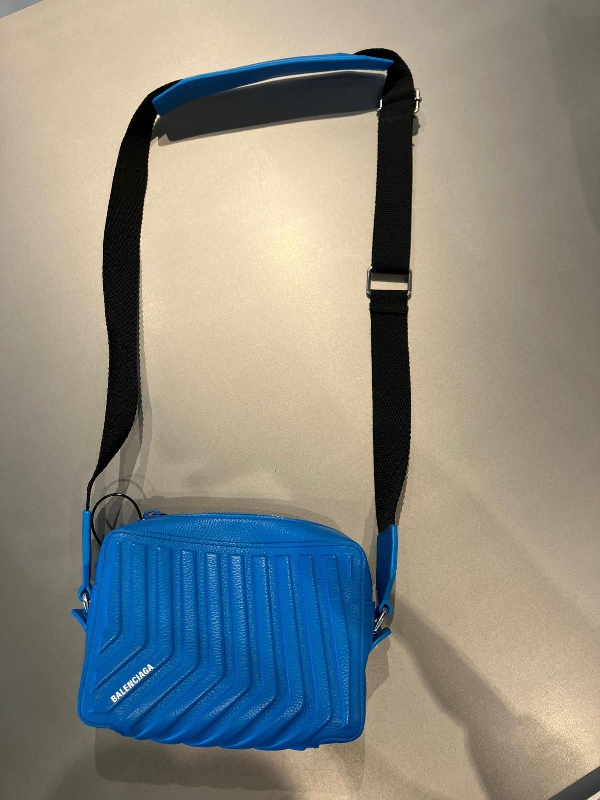 Balenciaga Balenciaga Car Camera Leather Bag Size ONE SIZE - 1 Thumbnail