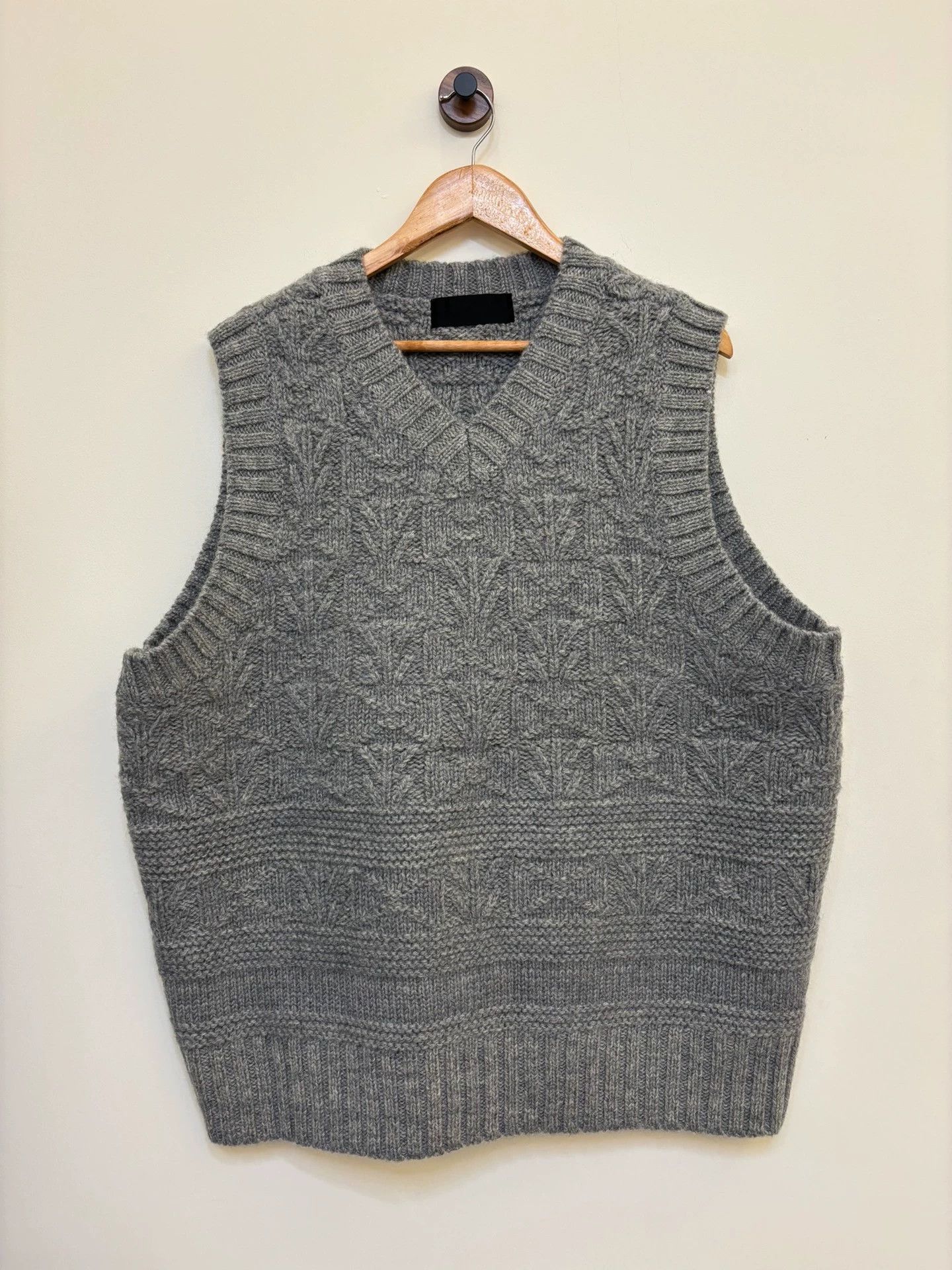 Other th products Oversized Wool Vest Jacquard 99% New Size 2 Size US M / EU 48-50 / 2 - 3 Thumbnail