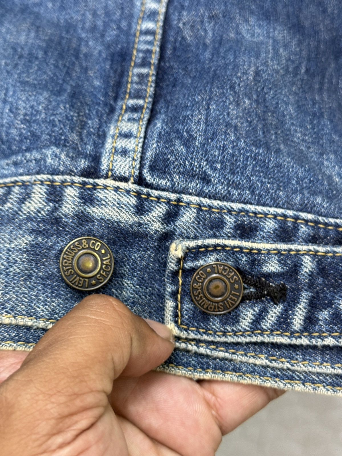 Levi's 🔥🔥🔥ARCHIVE VTG LEVIS BIG E TRUCKER JACKET Size US M / EU 48-50 / 2 - 14 Thumbnail