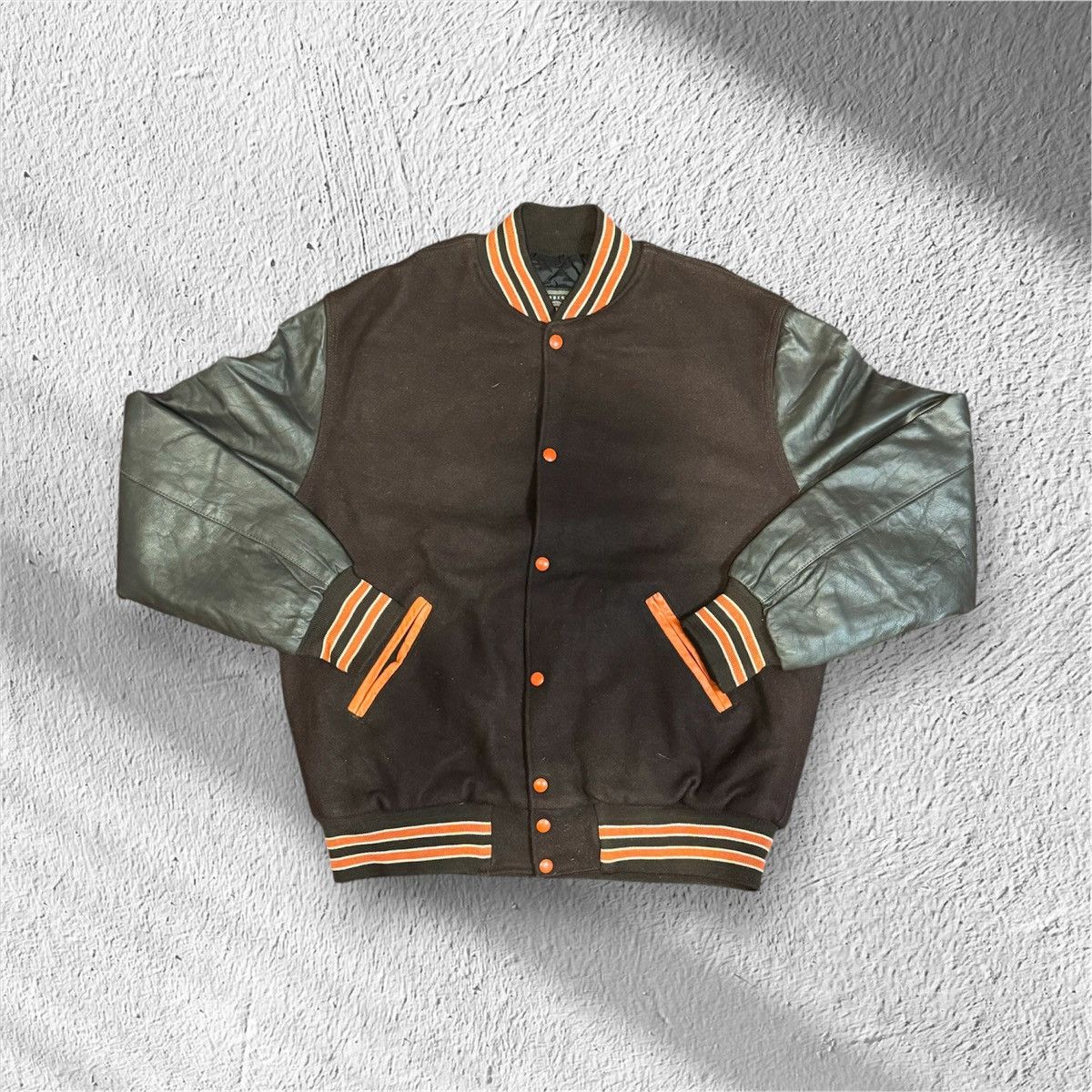Holloway Holloway Cleveland Browns NFL Varsity Jacket Size US XL / EU 56 / 4 - 4 Thumbnail