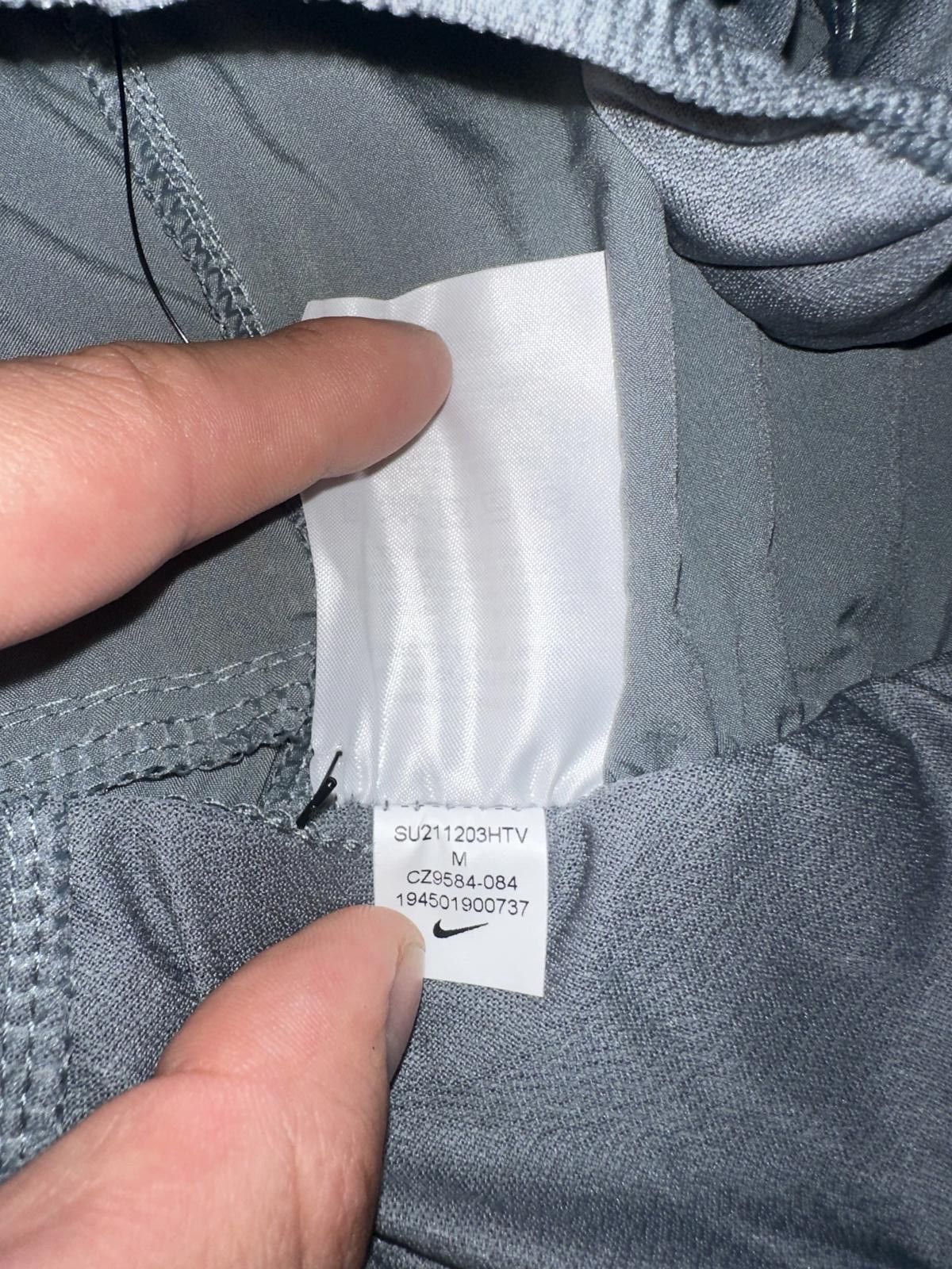 Nike Nike Tempo Luxe Women's 8cm Running Shorts Size 32" / US 10 / IT 46 - 8 Thumbnail