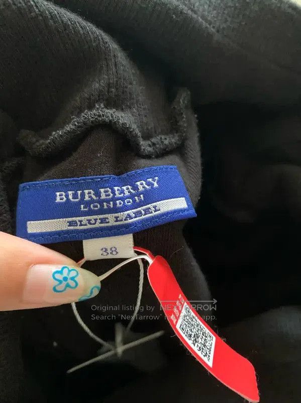 Other Burberry Black Short Skirt for Women. Size 24" / US 00 / IT 34 - 4 Thumbnail