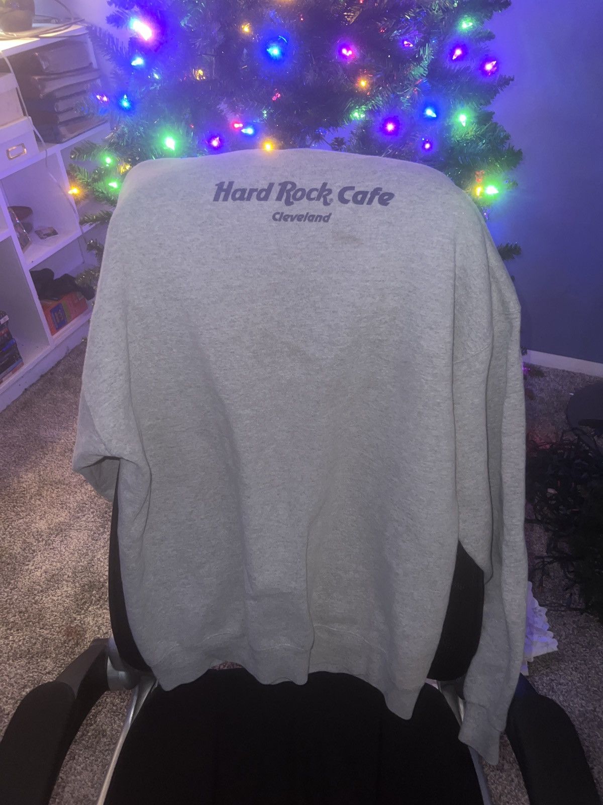 Hard Rock Cafe Hard Rock Cafe Authentic Logo Cleveland LS Sweatshirt Size US L / EU 52-54 / 3 - 4 Thumbnail