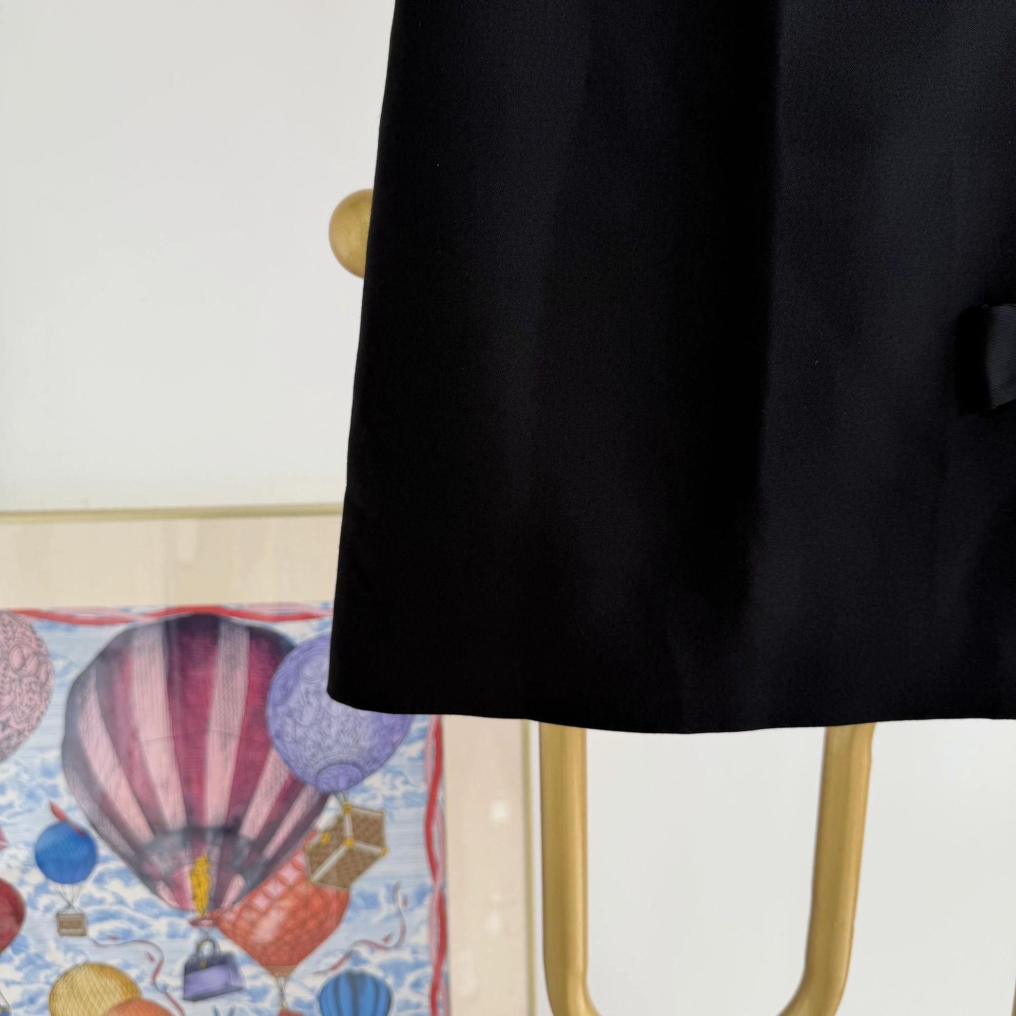 Miu Miu MIU MIU Black Bow Skirt Size 40 Size 27" / US 4 / IT 40 - 4 Thumbnail