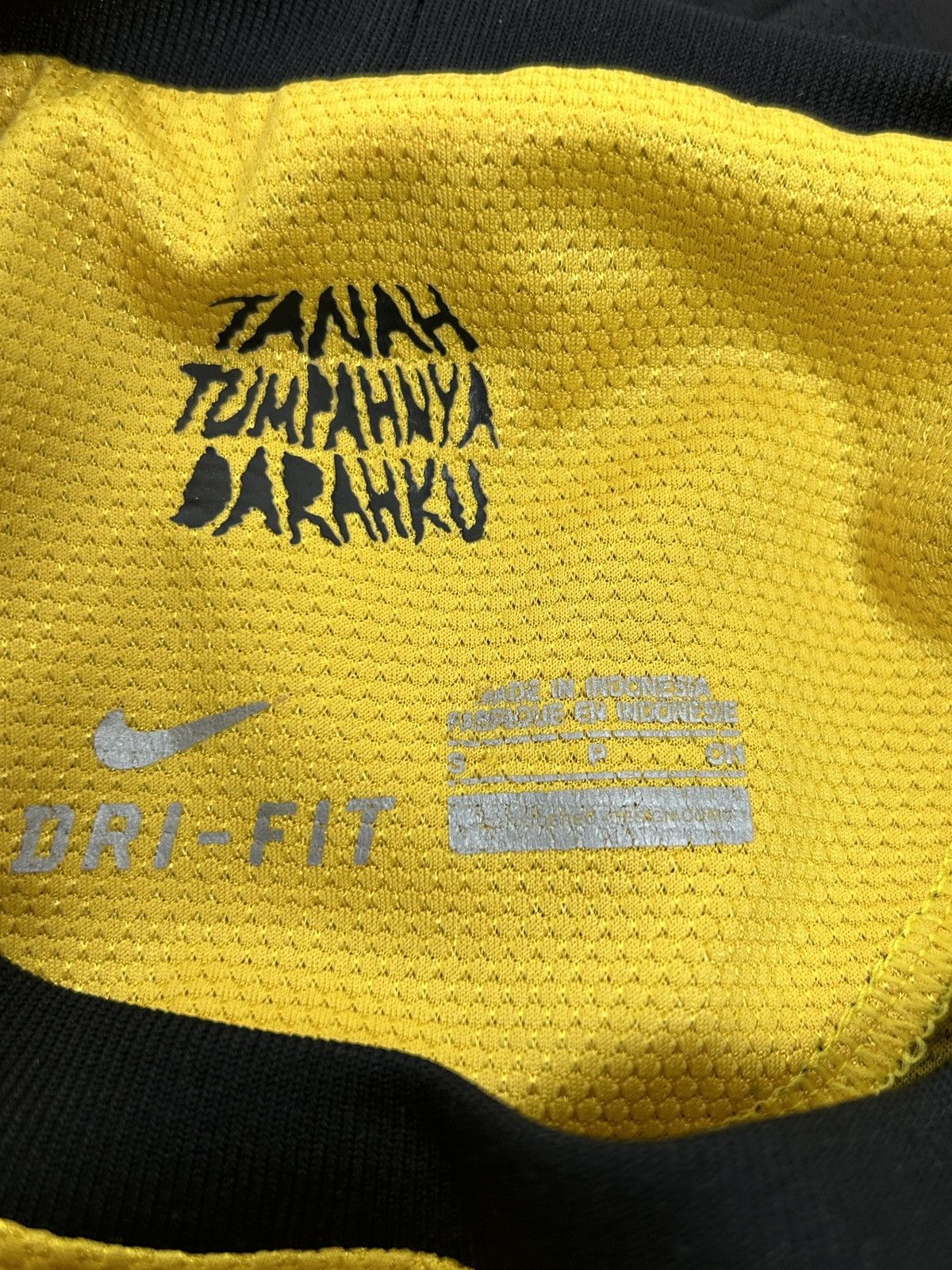 Nike Nike Malaysia 2012/13 Home Kit Soccer Jersey Size S Size US S / EU 44-46 / 1 - 9 Thumbnail