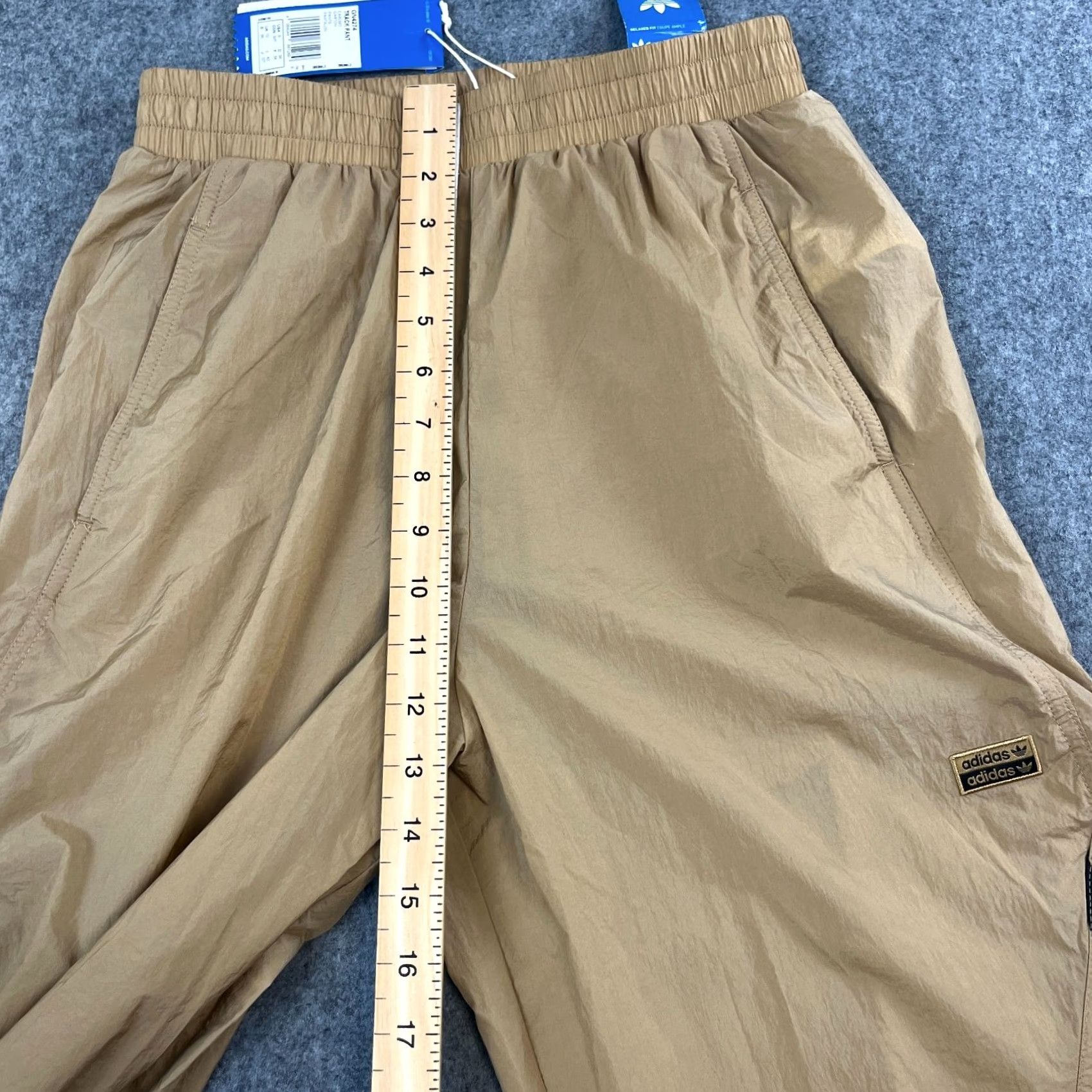 Adidas Adidas Track Pants Womens Small S UK10 Gold BNWT Trousers Pockets Regular Nylon Blended Fabric Size 32" / US 10 / IT 46 - 5 Thumbnail