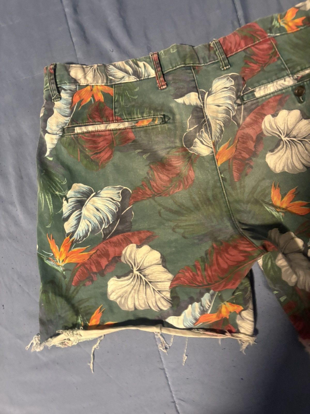 Gap Gap Men's Chino Shorts Floral Print Flat Front Casual Size US 31 - 7 Thumbnail