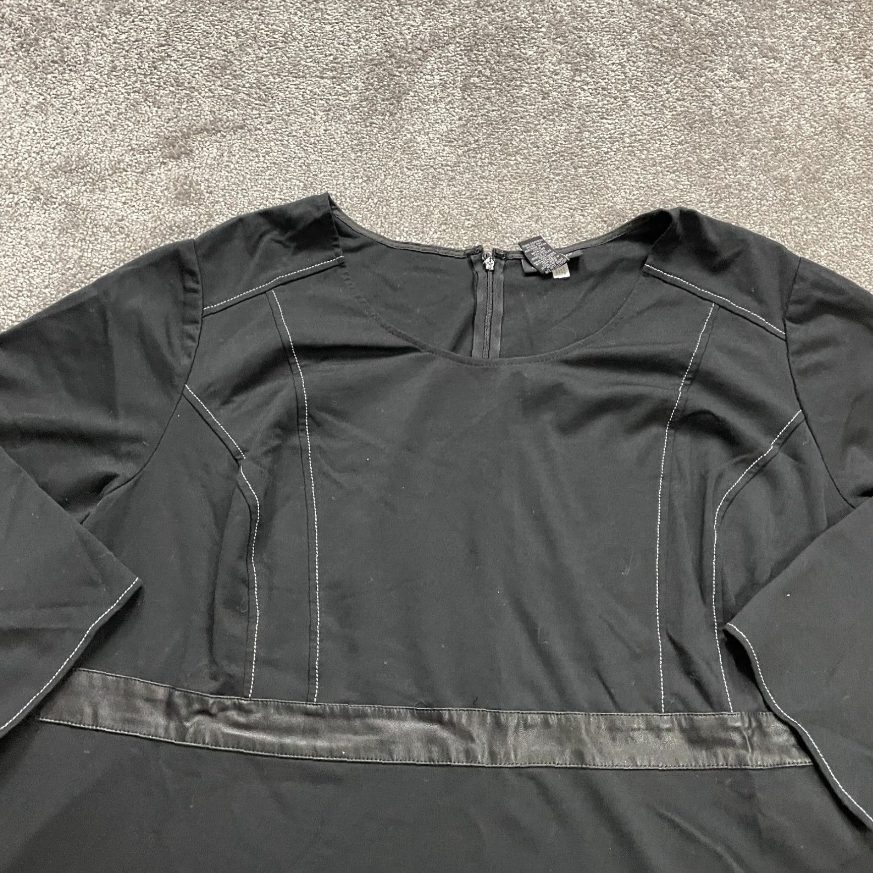 Vintage Black Label Blouse Shirt Womens 3XL Tunic 3/4 Sleeve Round Neck Knit Polyester Rayon Spandex Zipper Black Casual Workwear Flattering Classic Size XXL / US 16-18 / IT 52-54 - 4 Thumbnail