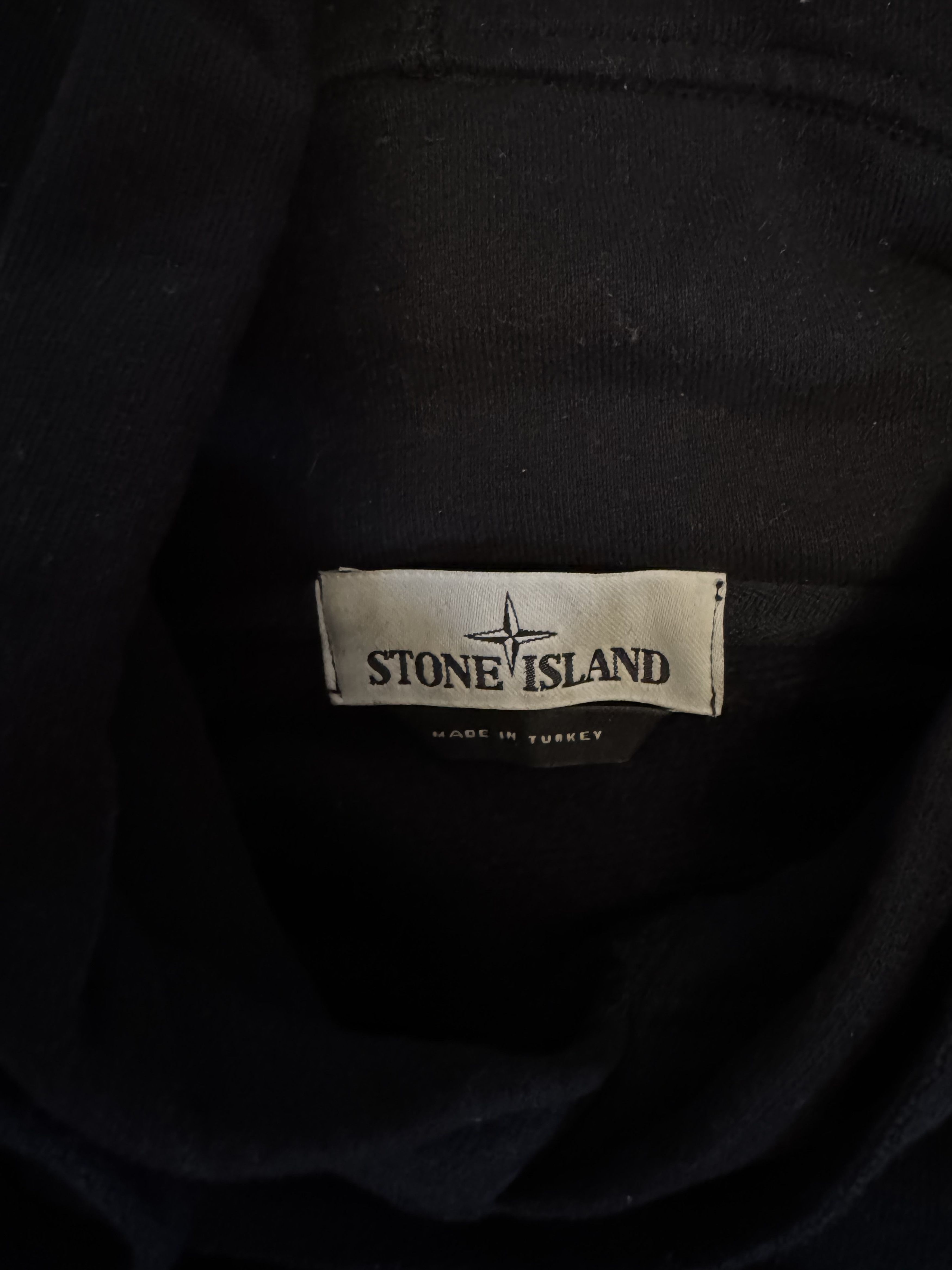 Stone Island STONE ISLAND - LOGO PATCH HOODIE Size US M / EU 48-50 / 2 - 2 Thumbnail