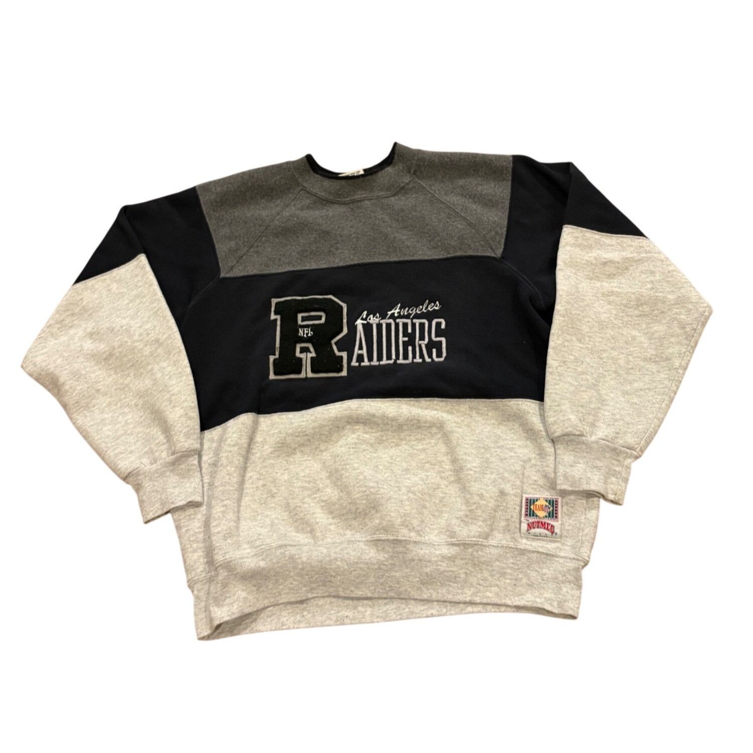 Nutmeg Vintage 90s Nutmeg Mills Los Angeles Raiders NFL Crewneck Sw Size US L / EU 52-54 / 3 - 1 Thumbnail
