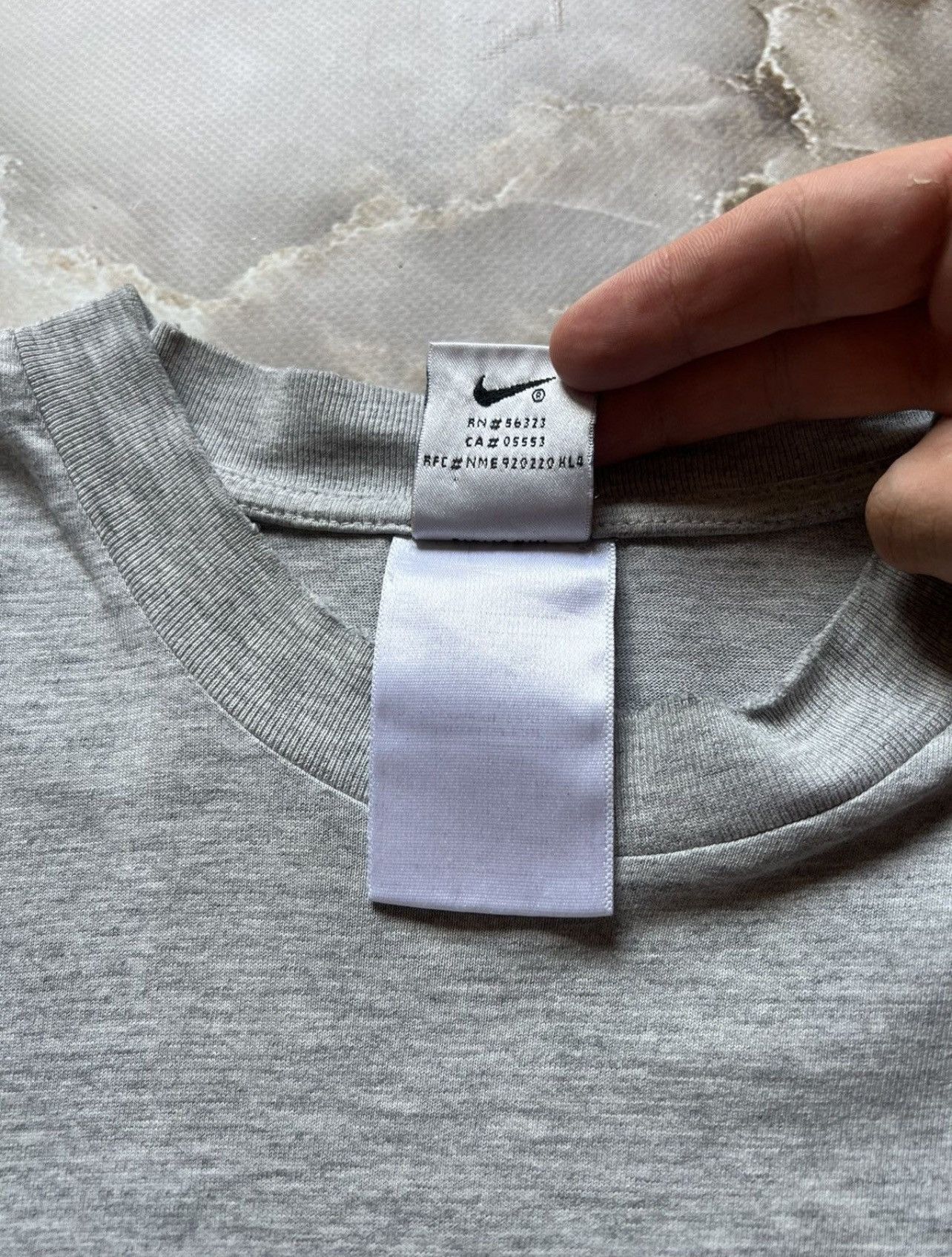 Vintage Vintage 90s Nike Big Swoosh Crewneck Distressed Tee Size US L / EU 52-54 / 3 - 4 Thumbnail