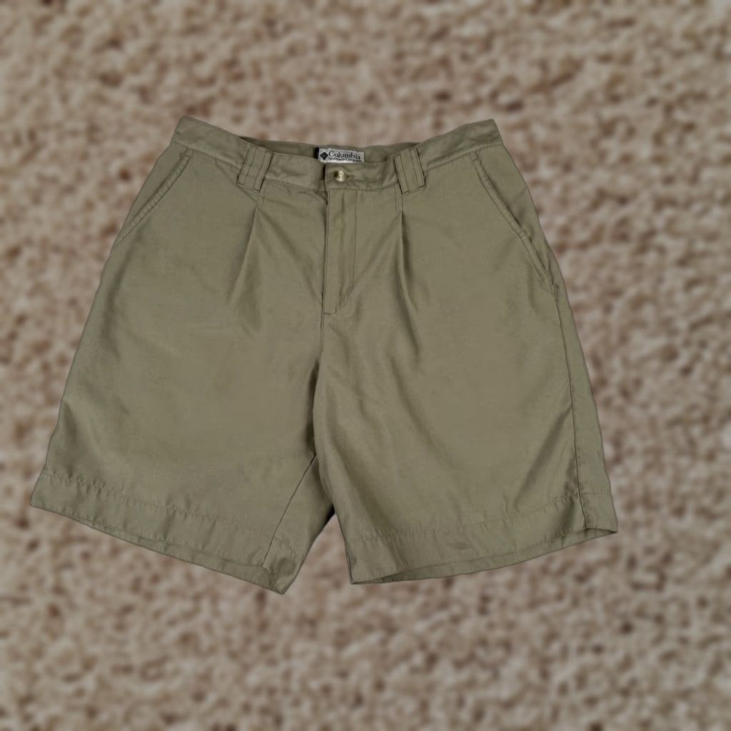 Vintage VINTAGE Columbia Shorts Mens 34 Green Pleated Bermuda 100% Polyester Bermuda 34x9 Cargo Pocket Easy Care Machine Washable Mens Shorts Green 34 Size US 34 / EU 50 - 1 Thumbnail