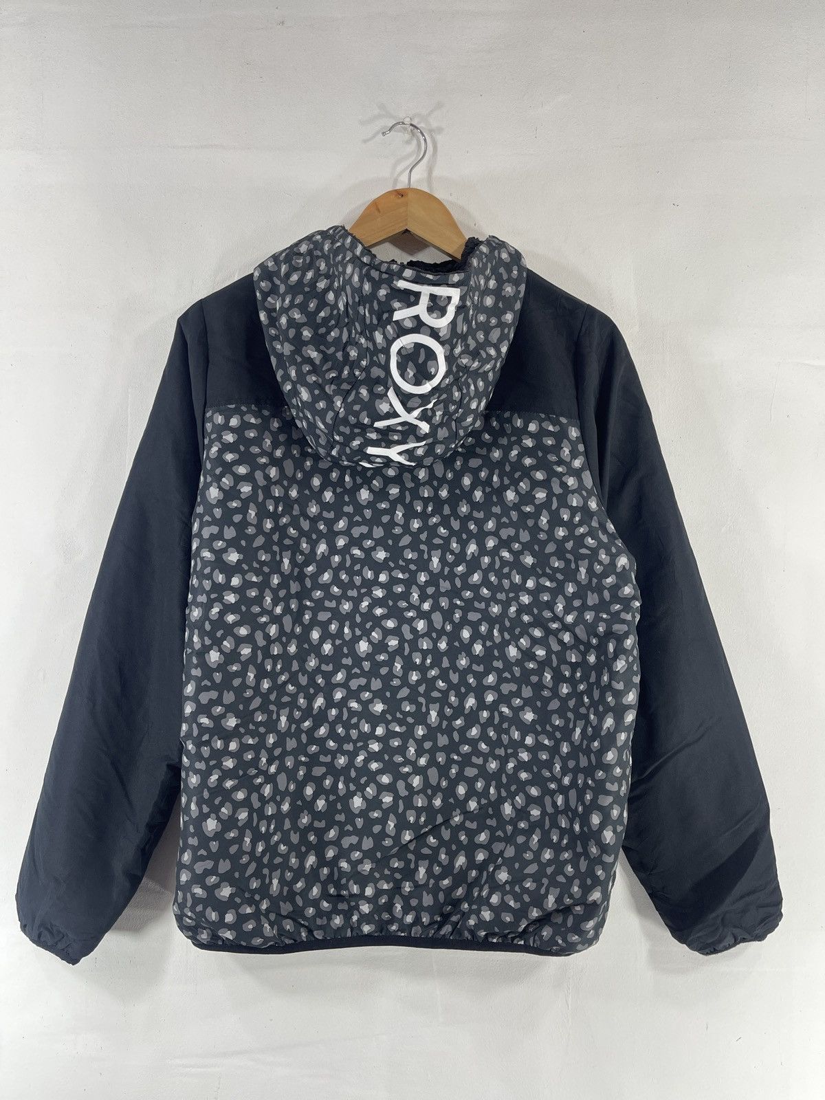 Japanese Brand × Vintage Full Zipper ROXY Jacket Size US L / EU 52-54 / 3 - 9 Thumbnail
