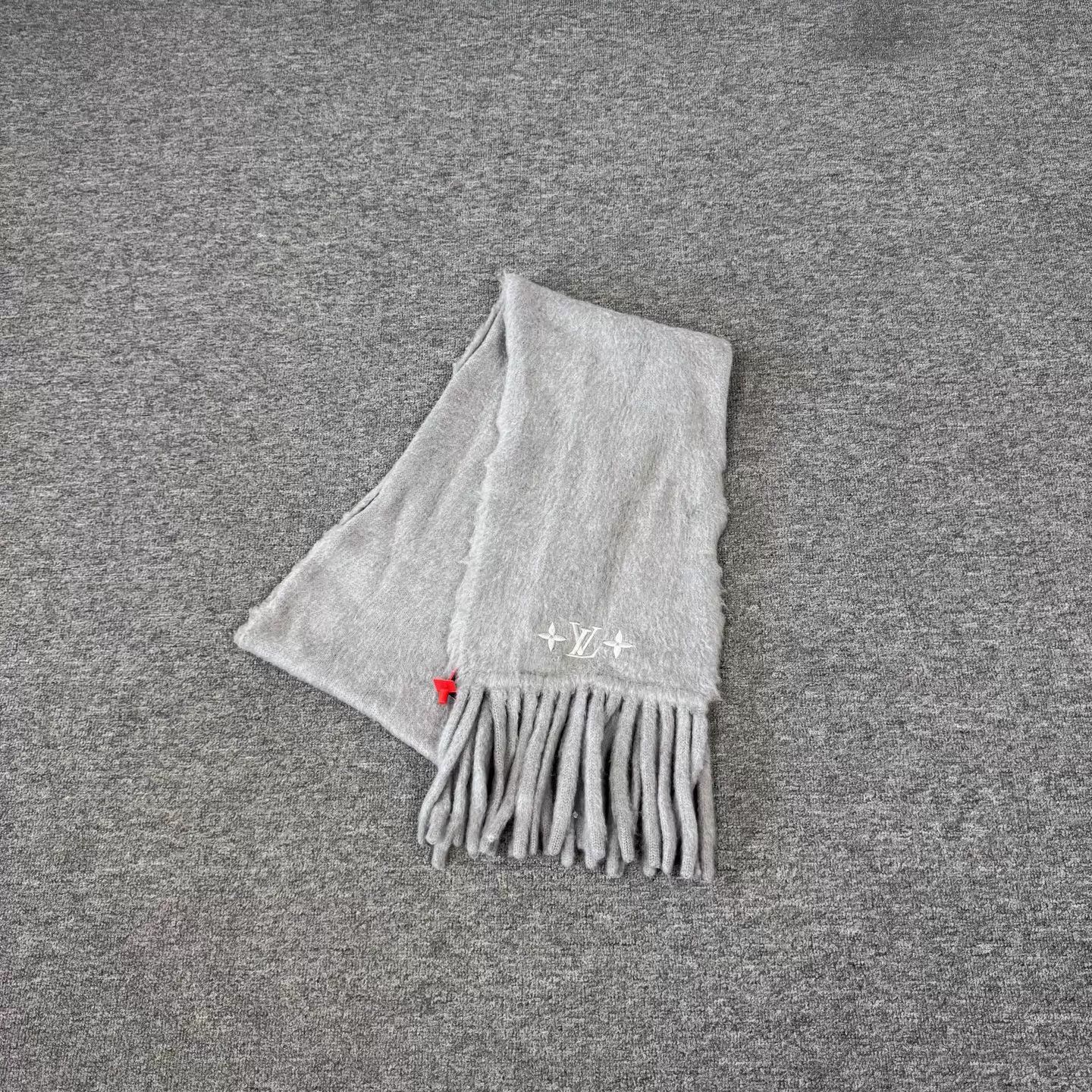 Louis Vuitton LV Gray Embroidered Logo Tassel Cashmere Scarf Size ONE SIZE - 1 Thumbnail