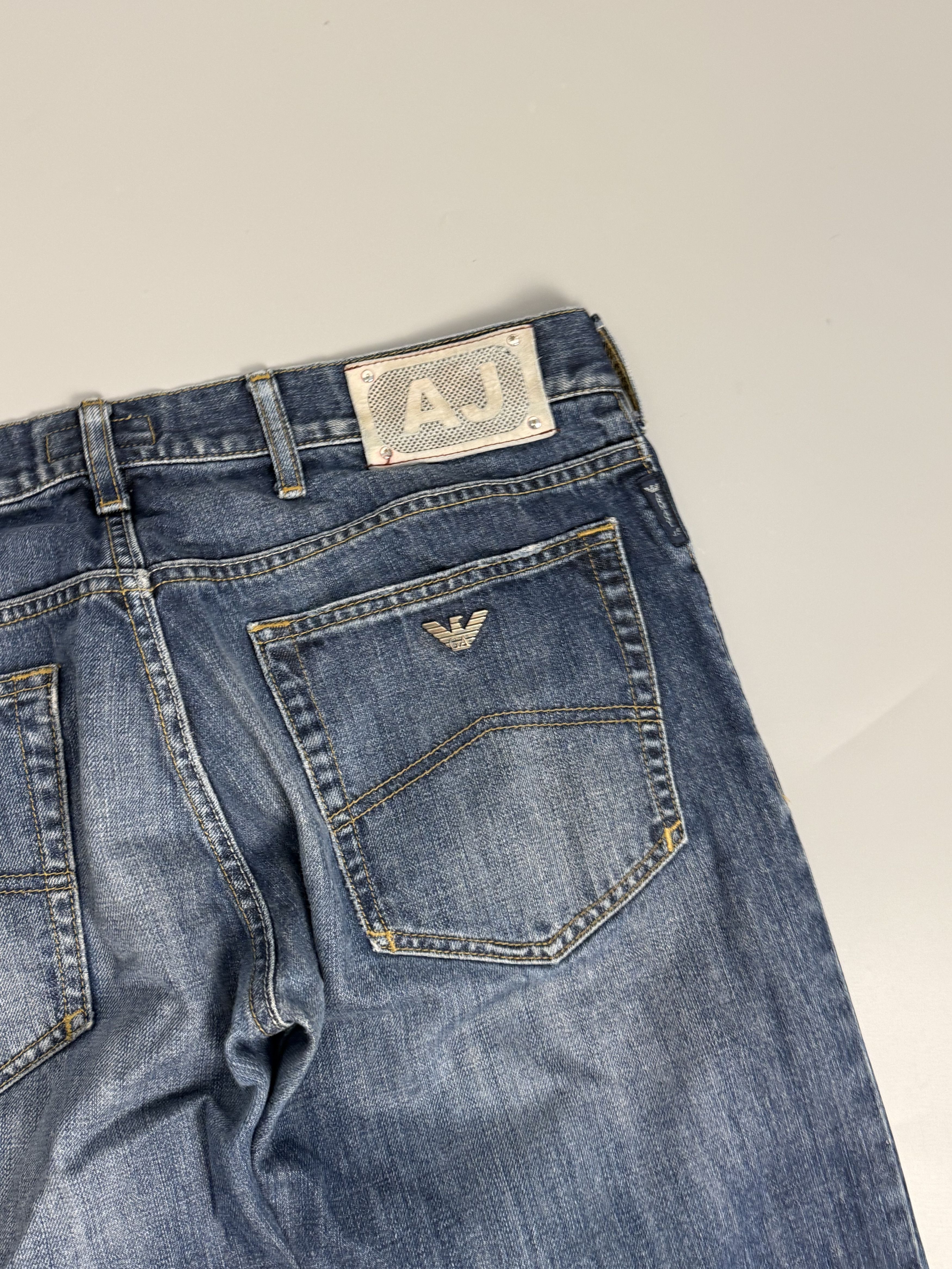 Armani Vintage Armani Jeans straight denim Size US 34 / EU 50 - 3 Thumbnail