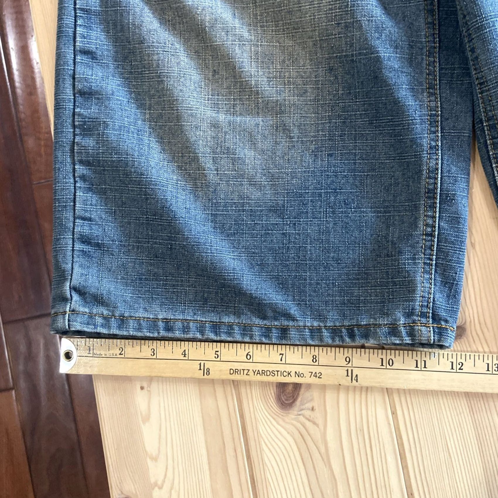 Vintage NBN Gear Men’s Blue Distressed Baggy Jorts Size 34 Denim 90s Casual Relaxed Pockets Distressed Front Flat Front Chin o Size US 34 / EU 50 - 4 Thumbnail