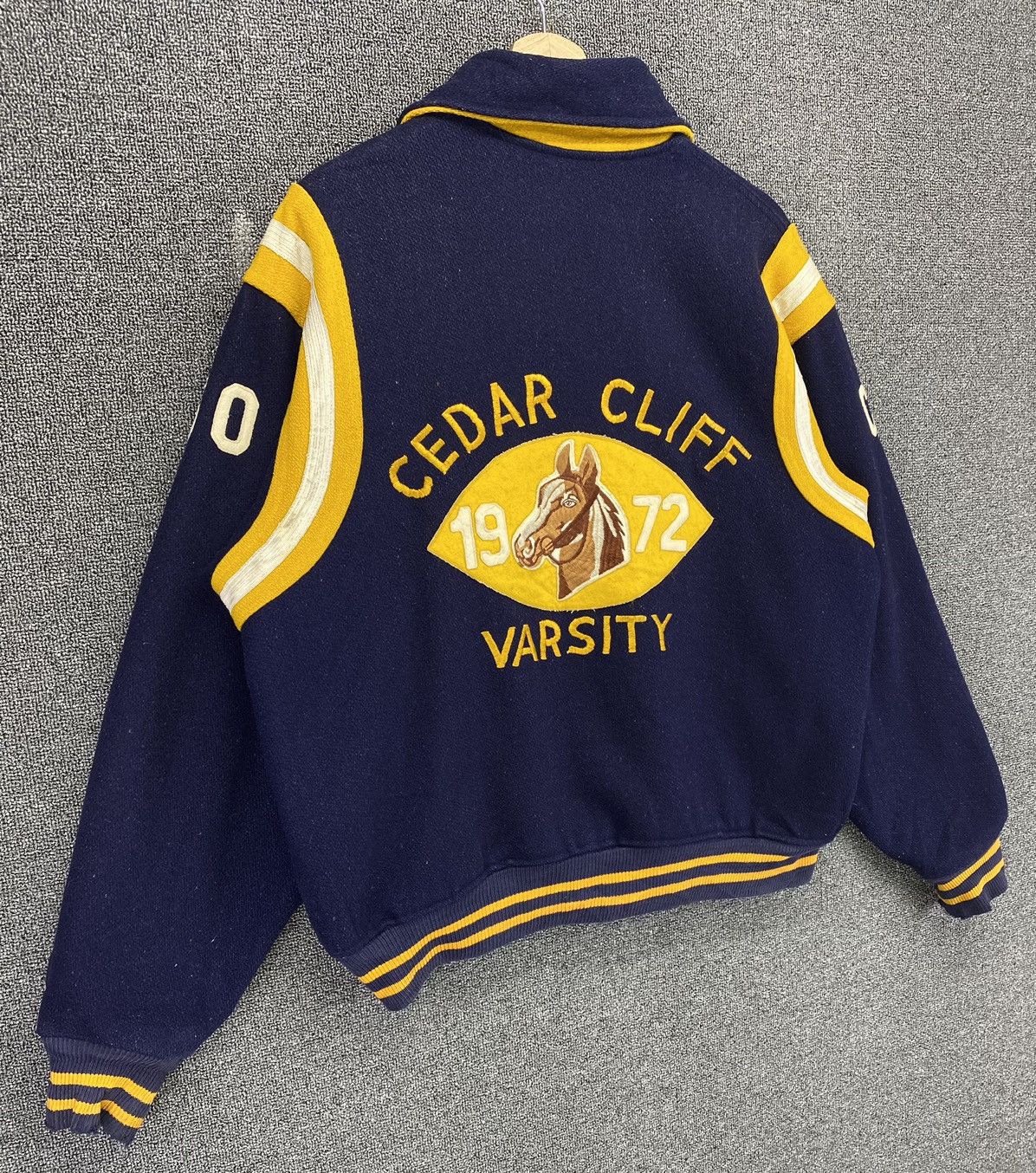 Vintage Vintage 70s Felco Cedar Cliff Wool Varsity Jacket Size US M / EU 48-50 / 2 - 2 Thumbnail