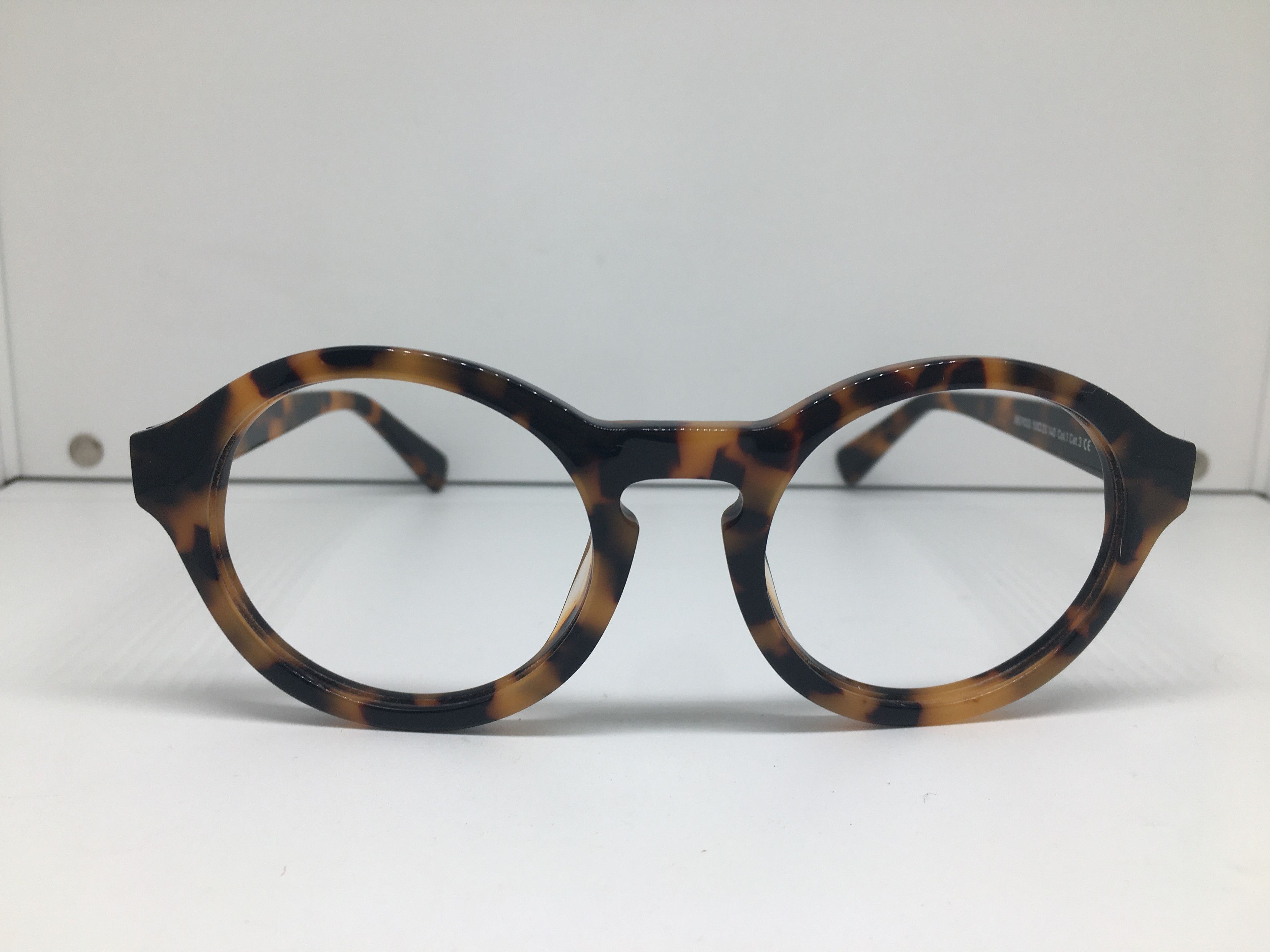 Other Handmade Tortoise Acetate Eyeglasses Frame Keyhole Size ONE SIZE - 1 Thumbnail