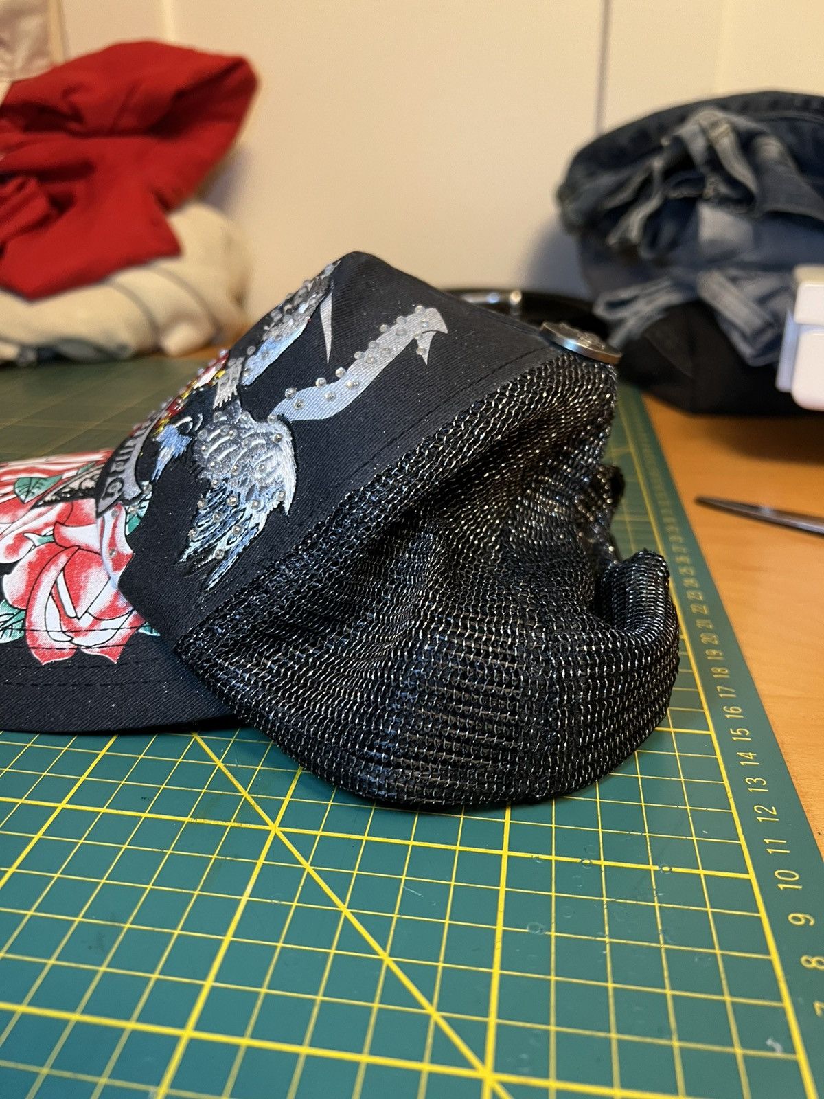 Ed Hardy Vintage Mr Rider studded rhinestone y2k style trucker hat Size ONE SIZE - 13 Thumbnail