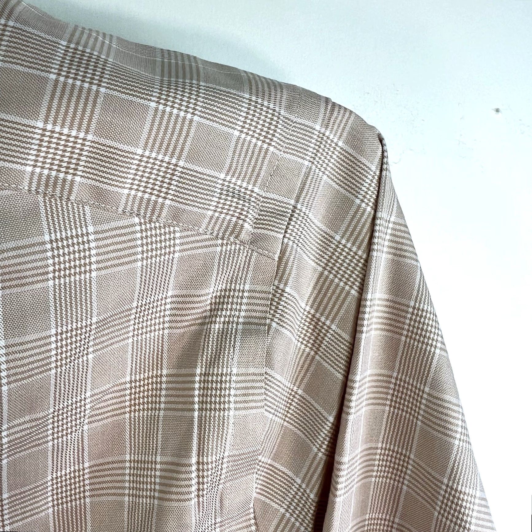 CLOT Cloth Check Button-Up Shirt Mens 21/38 4XL Beige Dress Shirt Wide Spread Collar Button-Down Casual XX Size US XXL / EU 58 / 5 - 2 Thumbnail